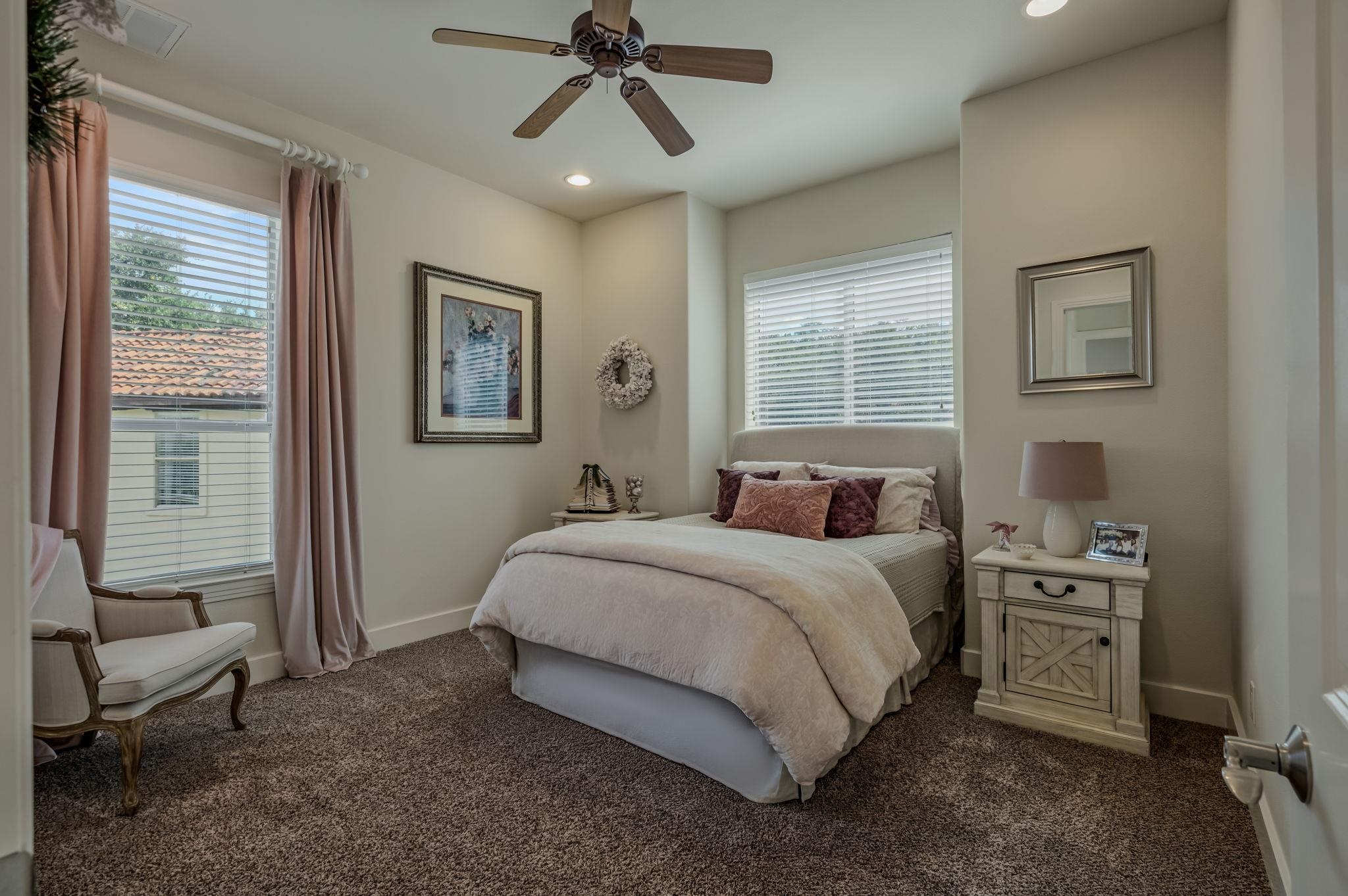 10211 Middle Darleen