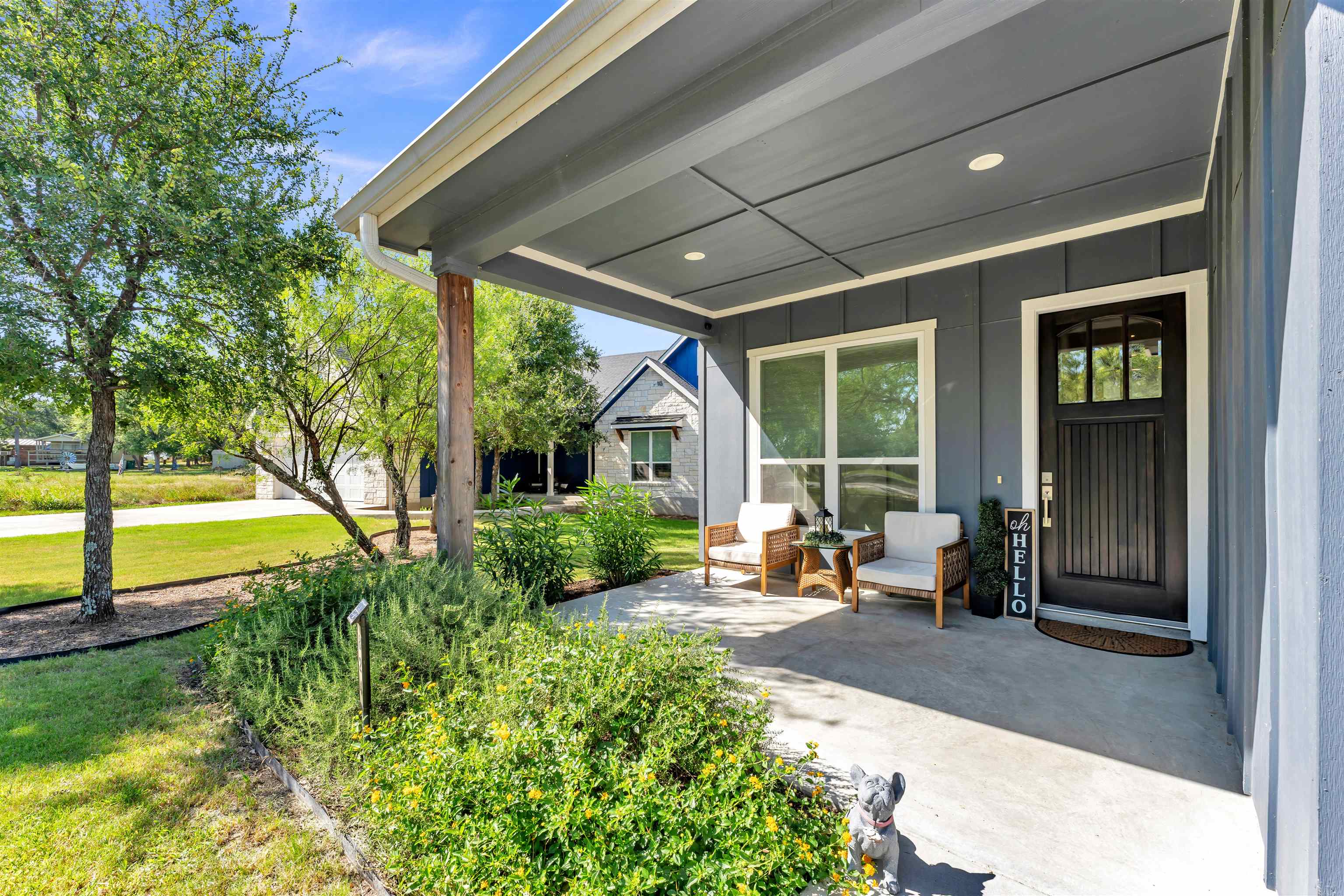 824 Woodland Hills Dr
