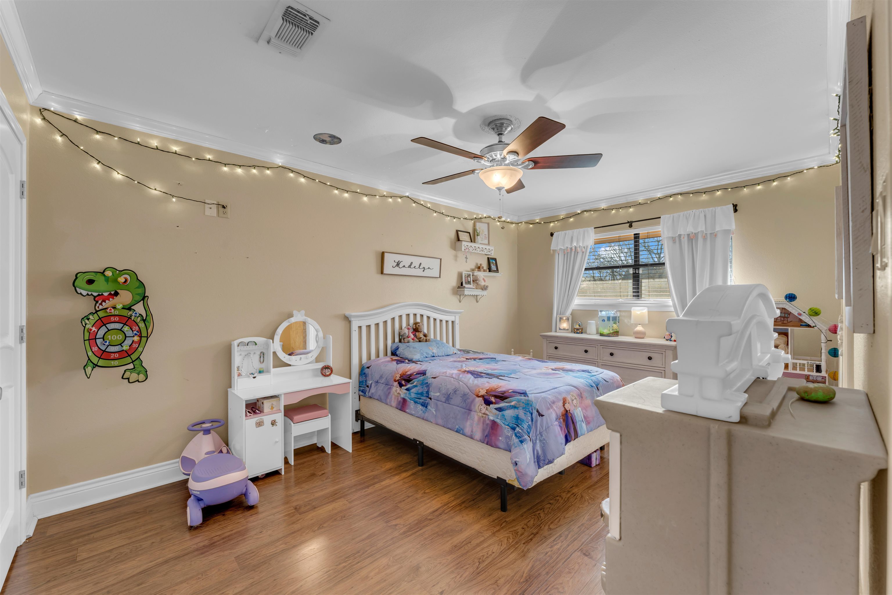 213 Corder Ln