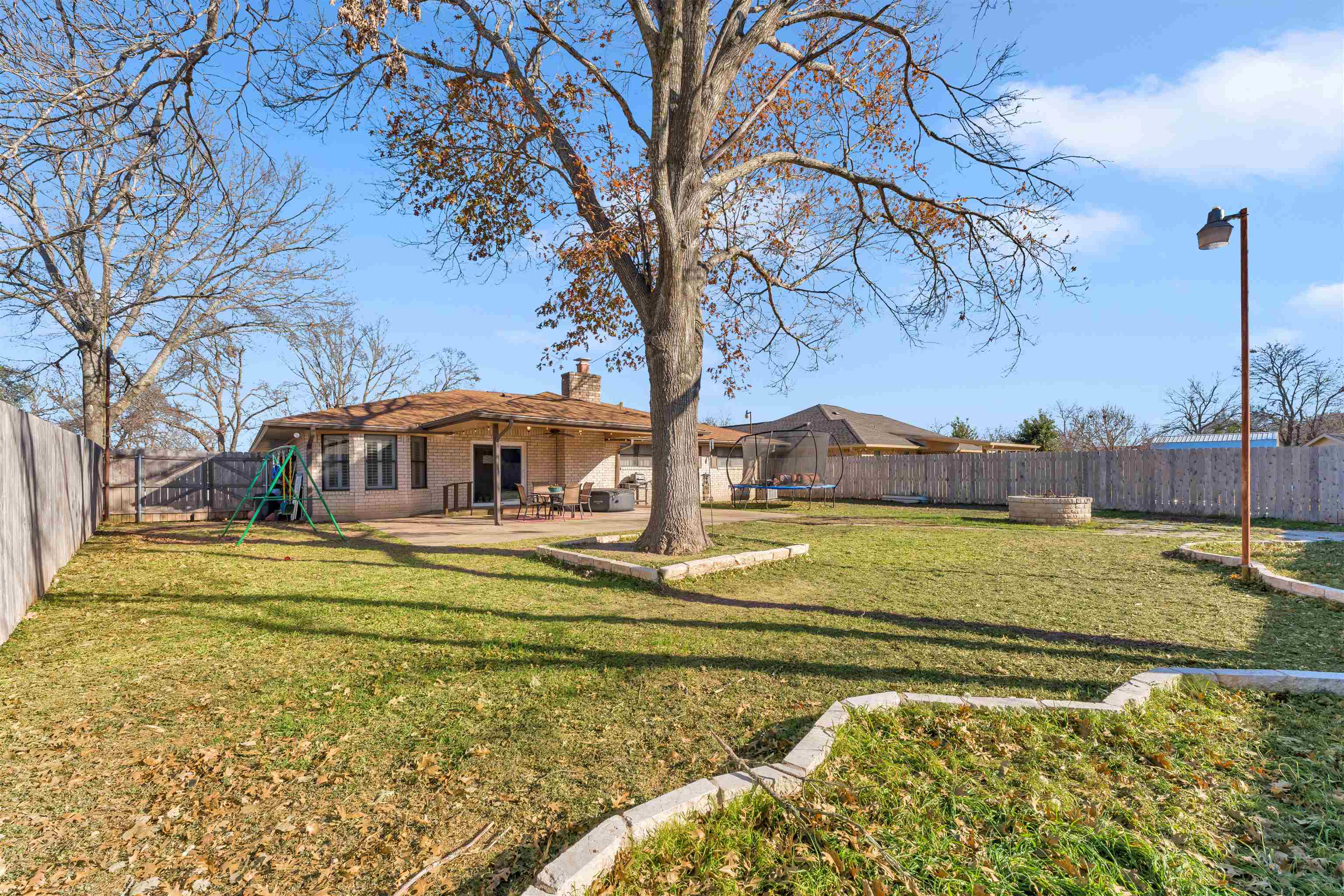 213 Corder Ln