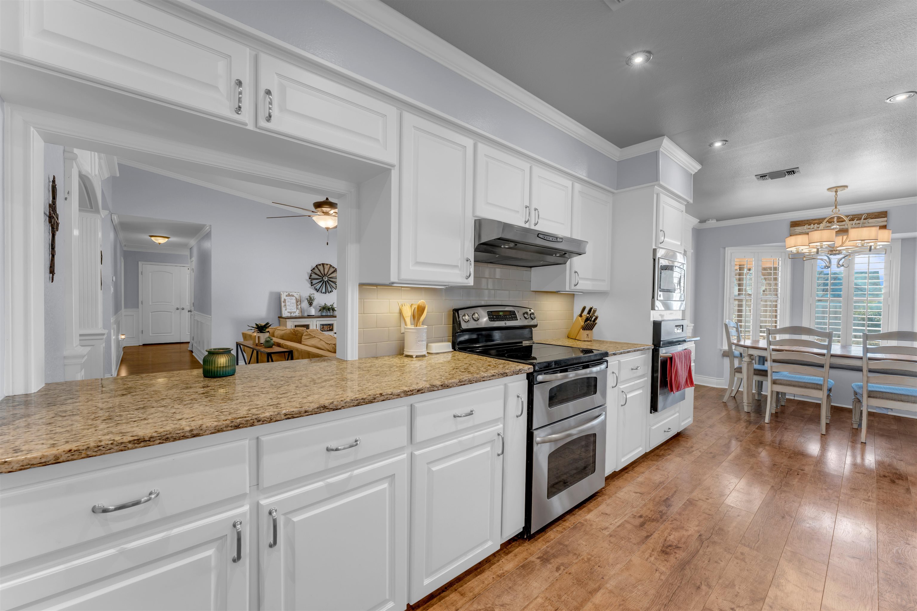 213 Corder Ln