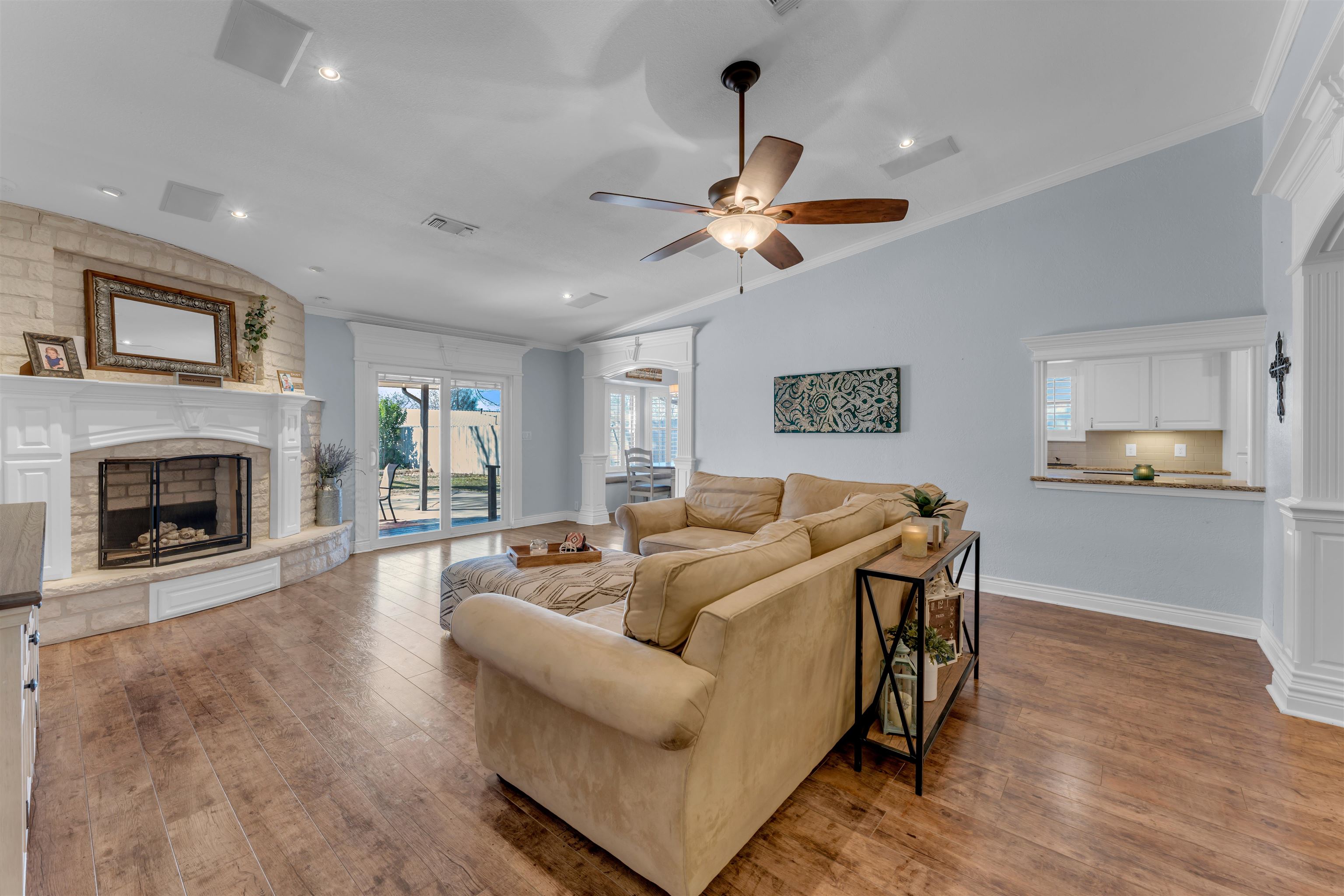 213 Corder Ln