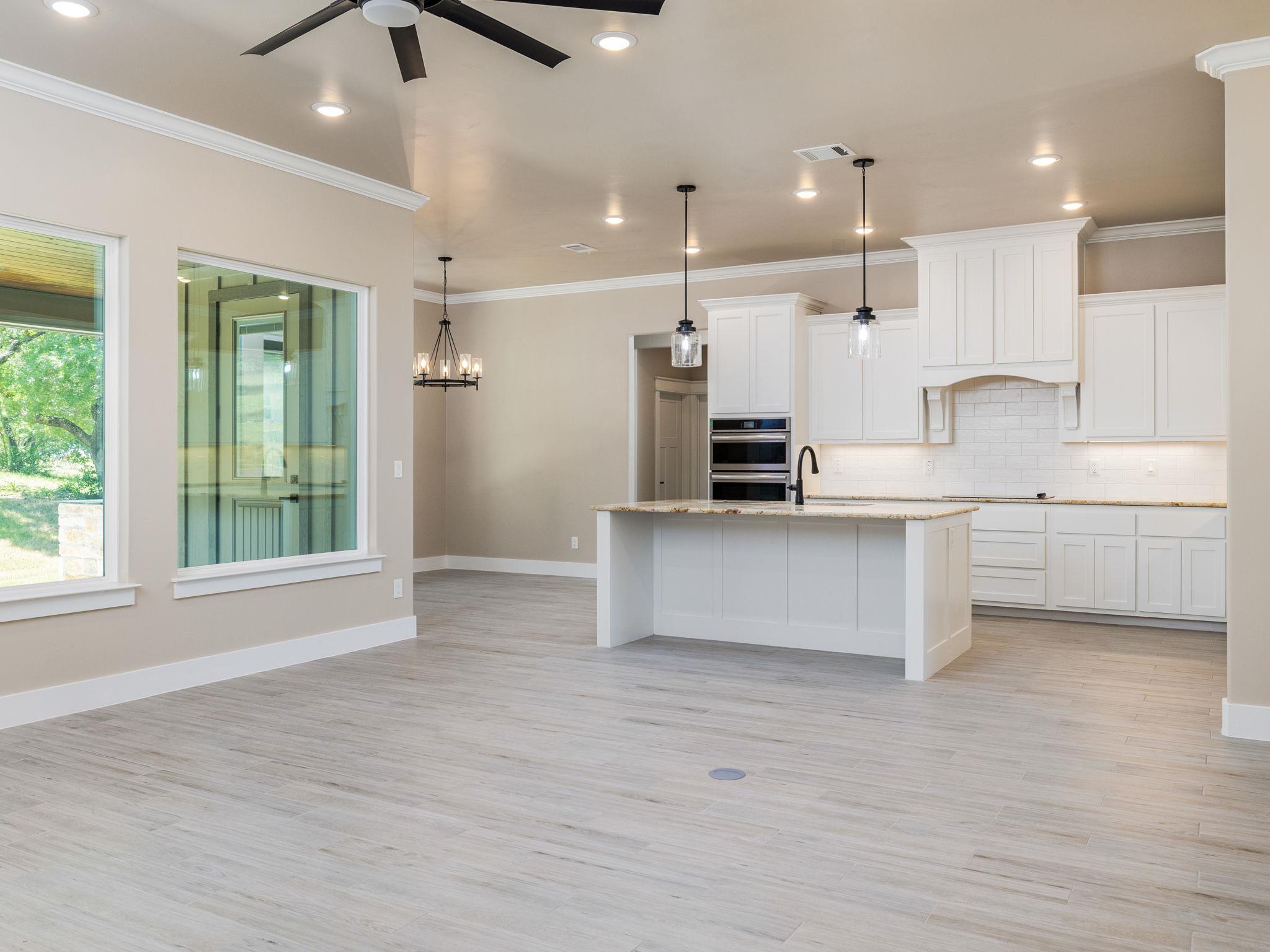 101 Dawna Len DR