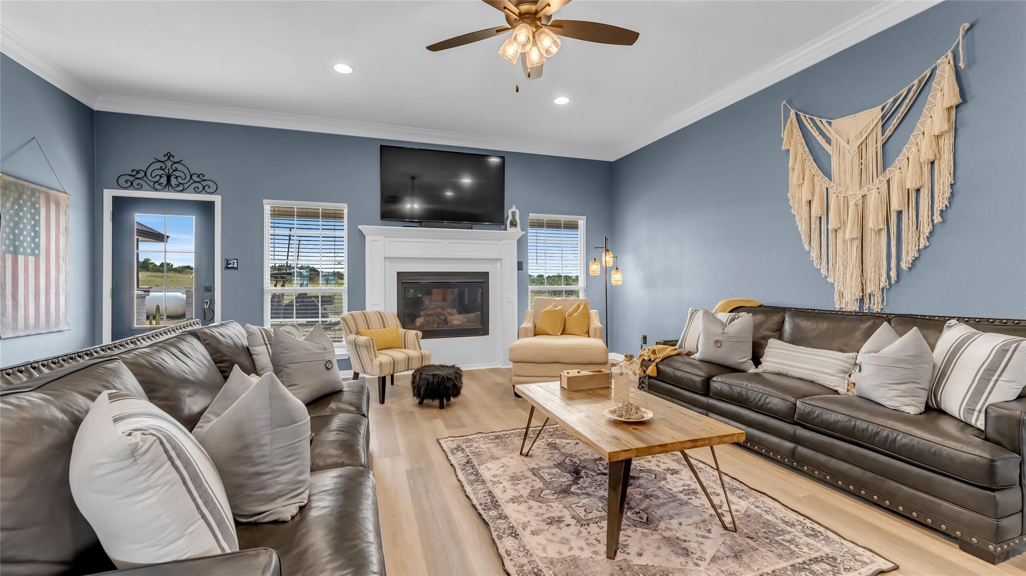 709 Three Creeks DR