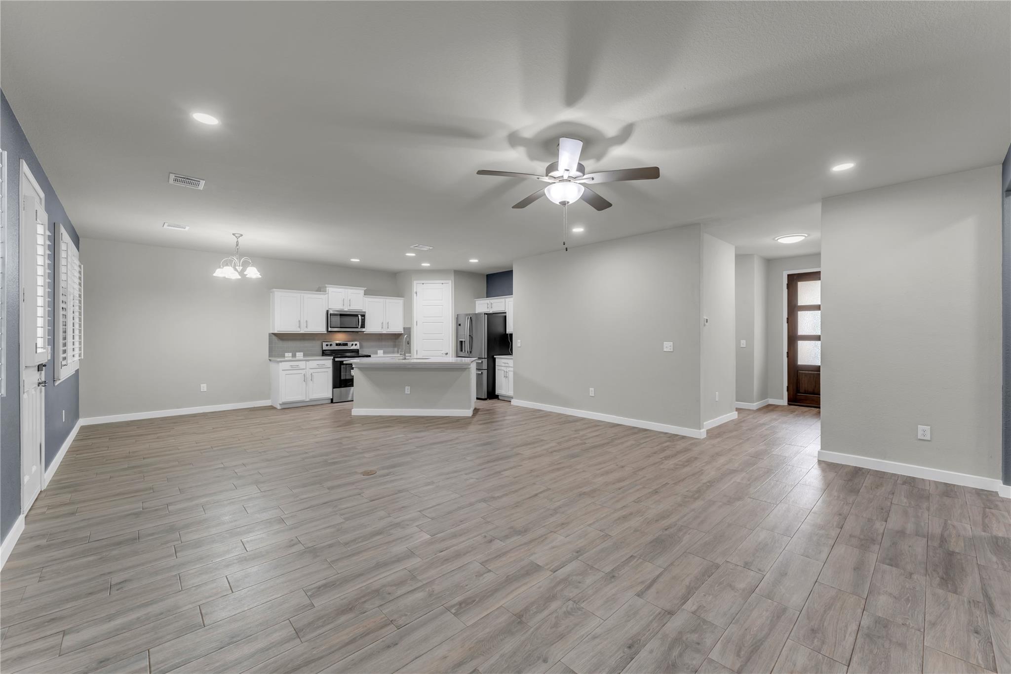 511 Taylor DR