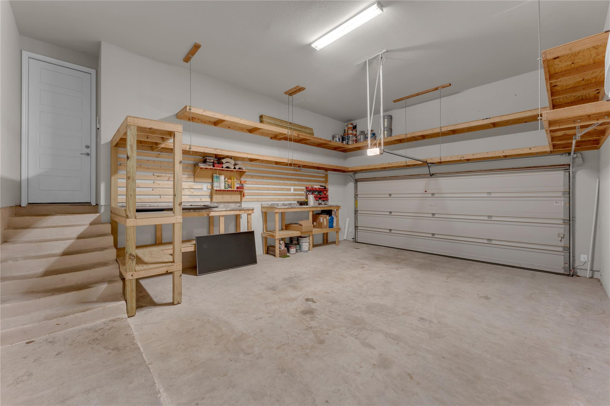 511 Taylor DR