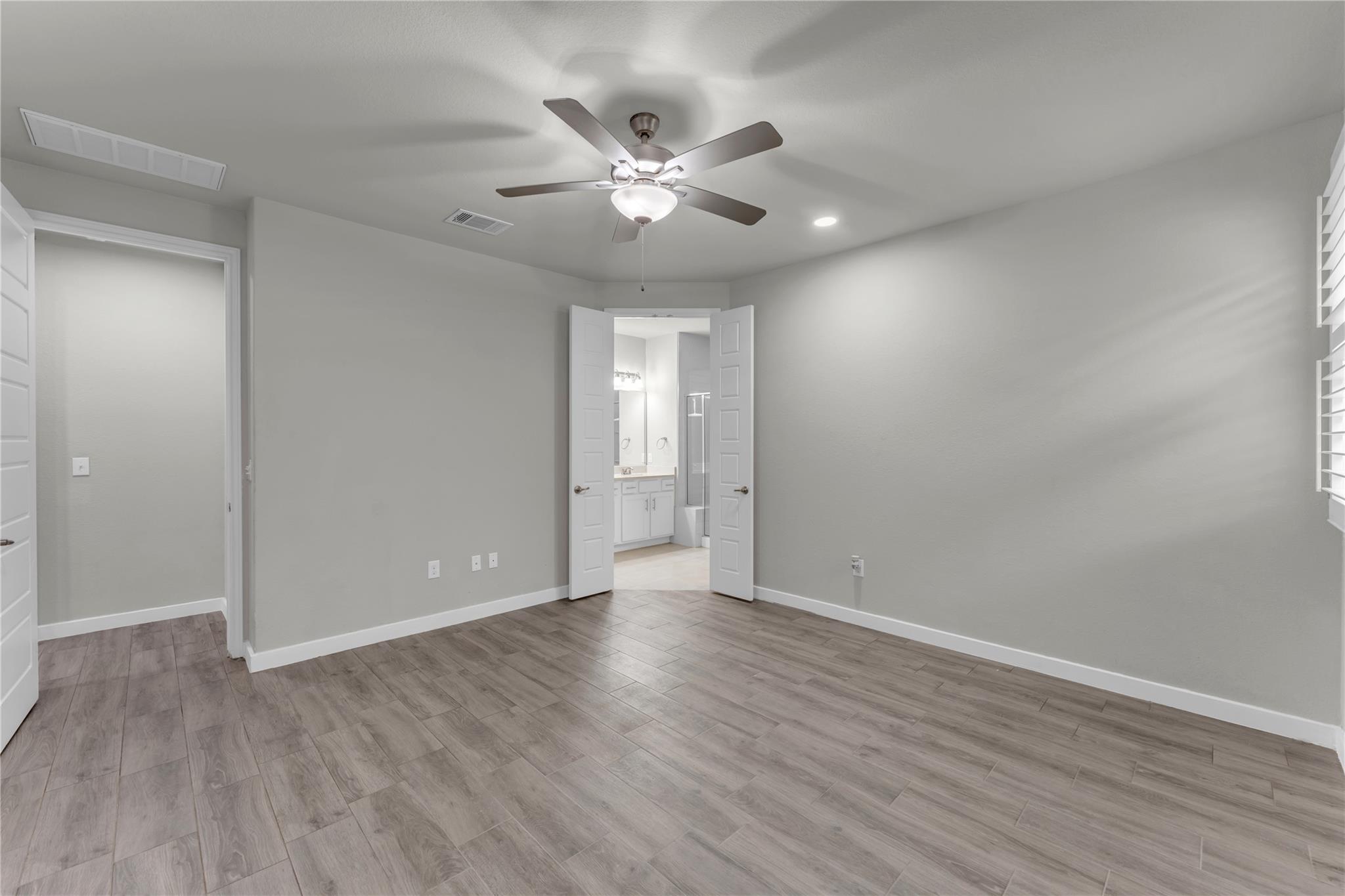 511 Taylor DR