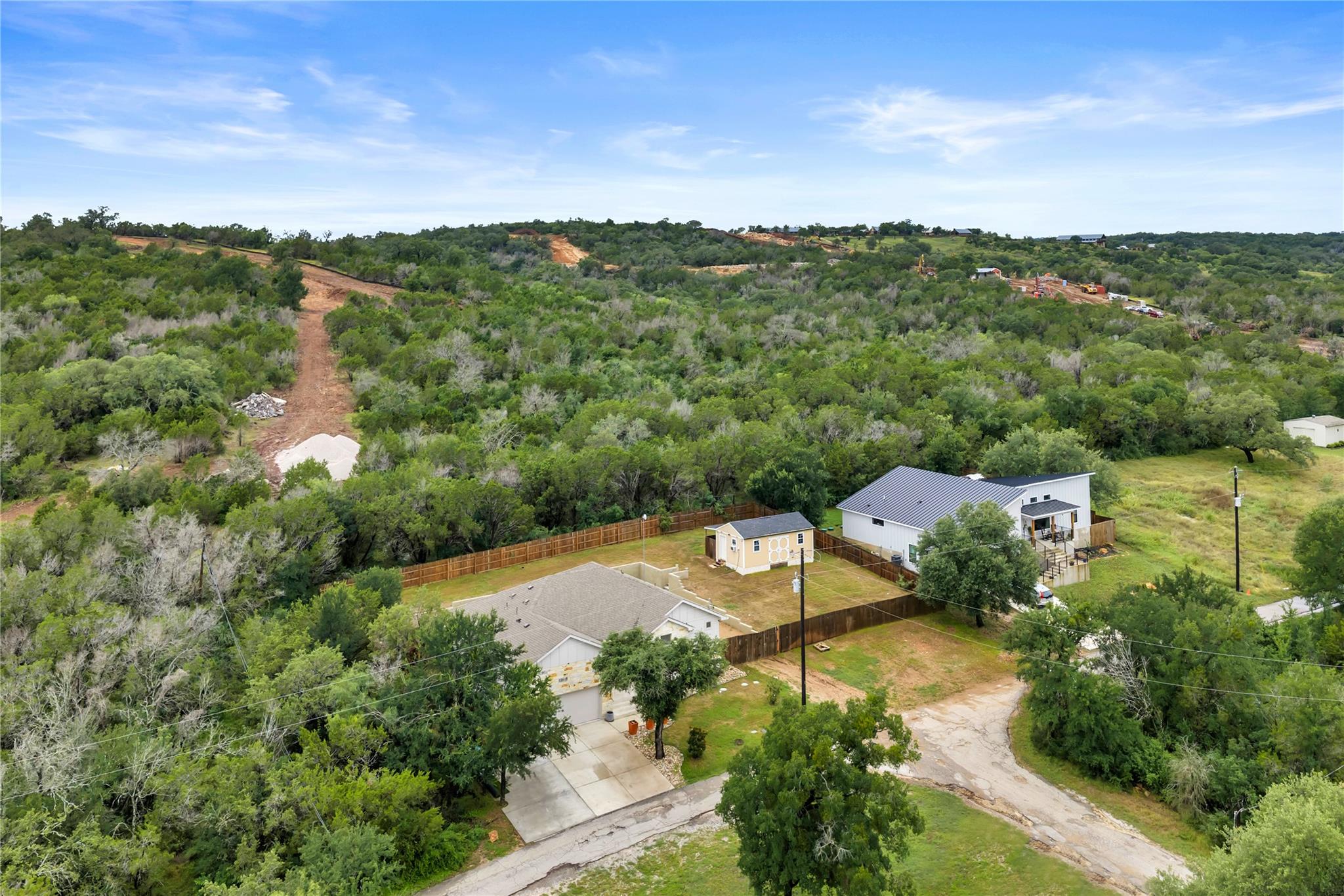 511 Taylor DR