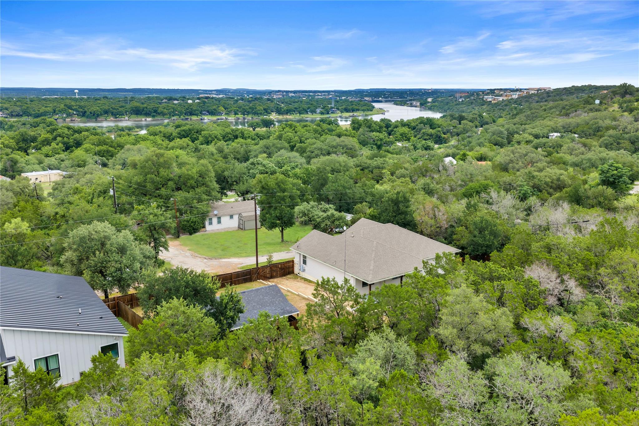 511 Taylor DR