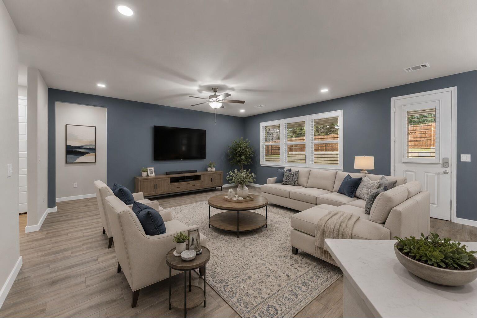 511 Taylor DR
