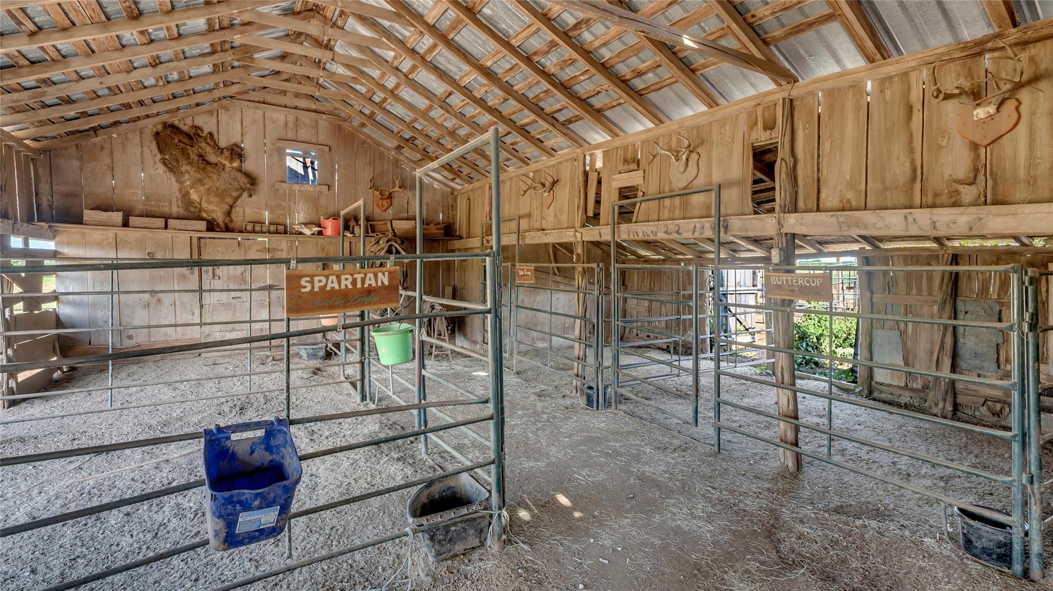 10927 County Road 272