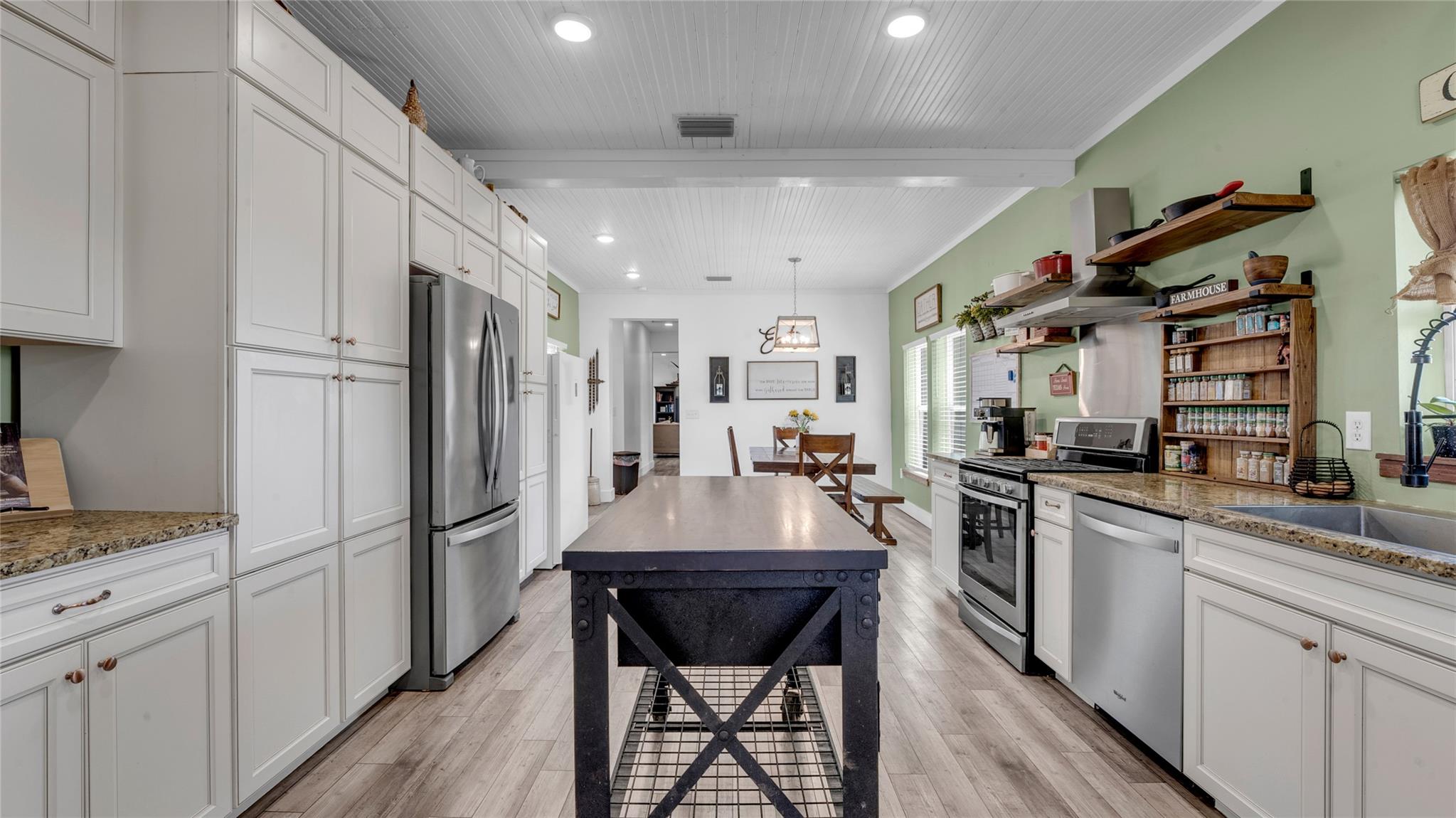 10927 County Road 272