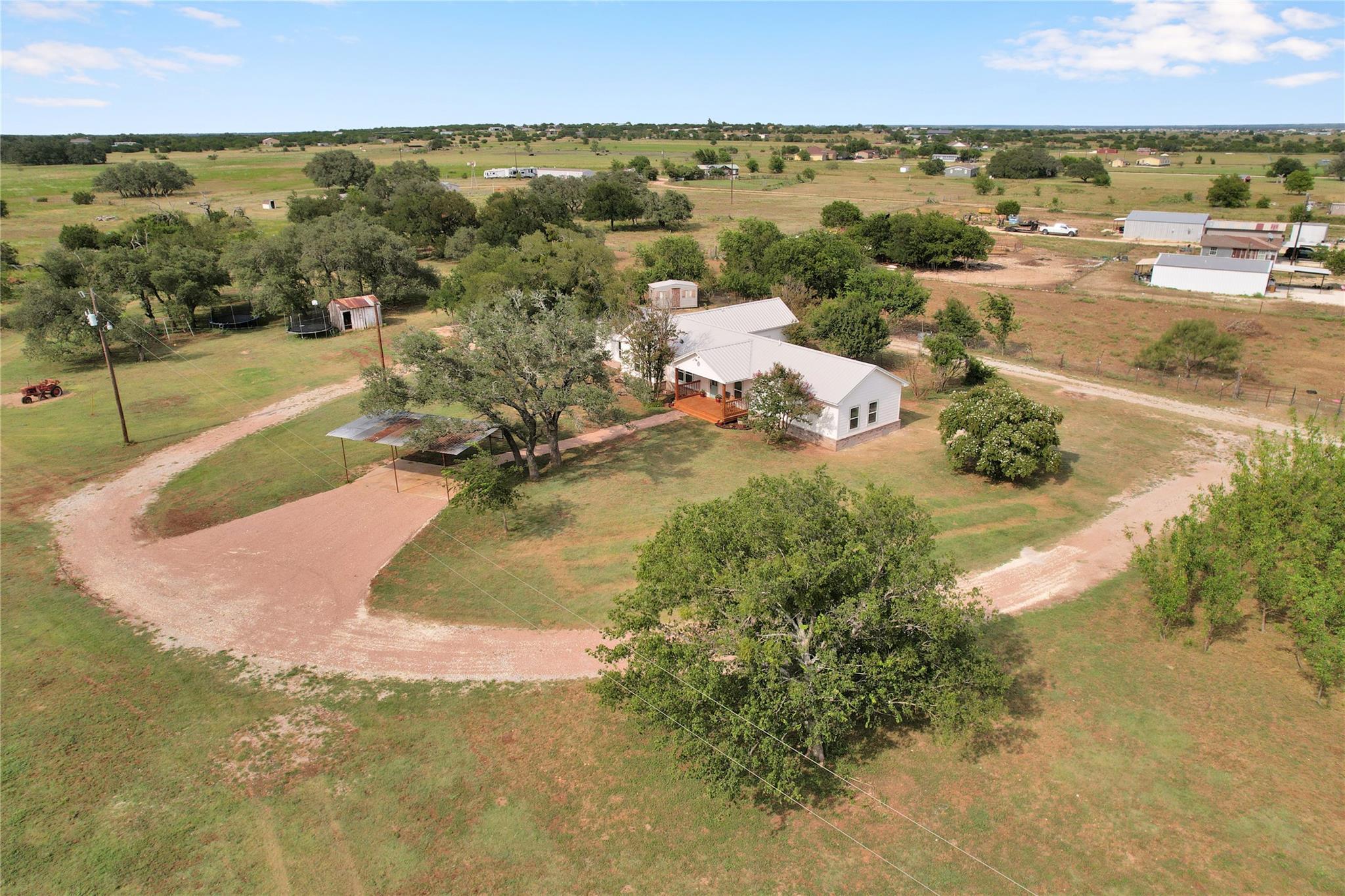 10927 County Road 272