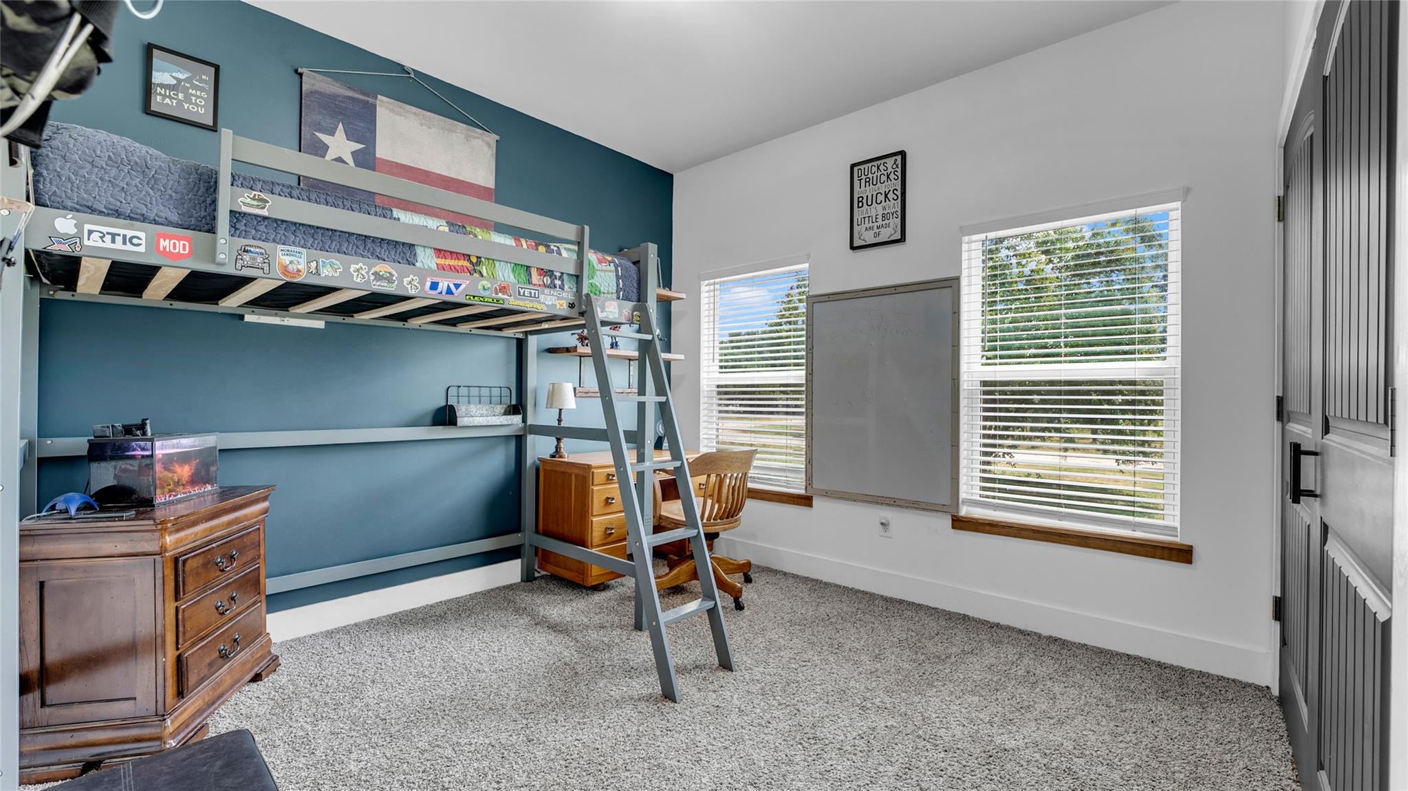 10927 County Road 272