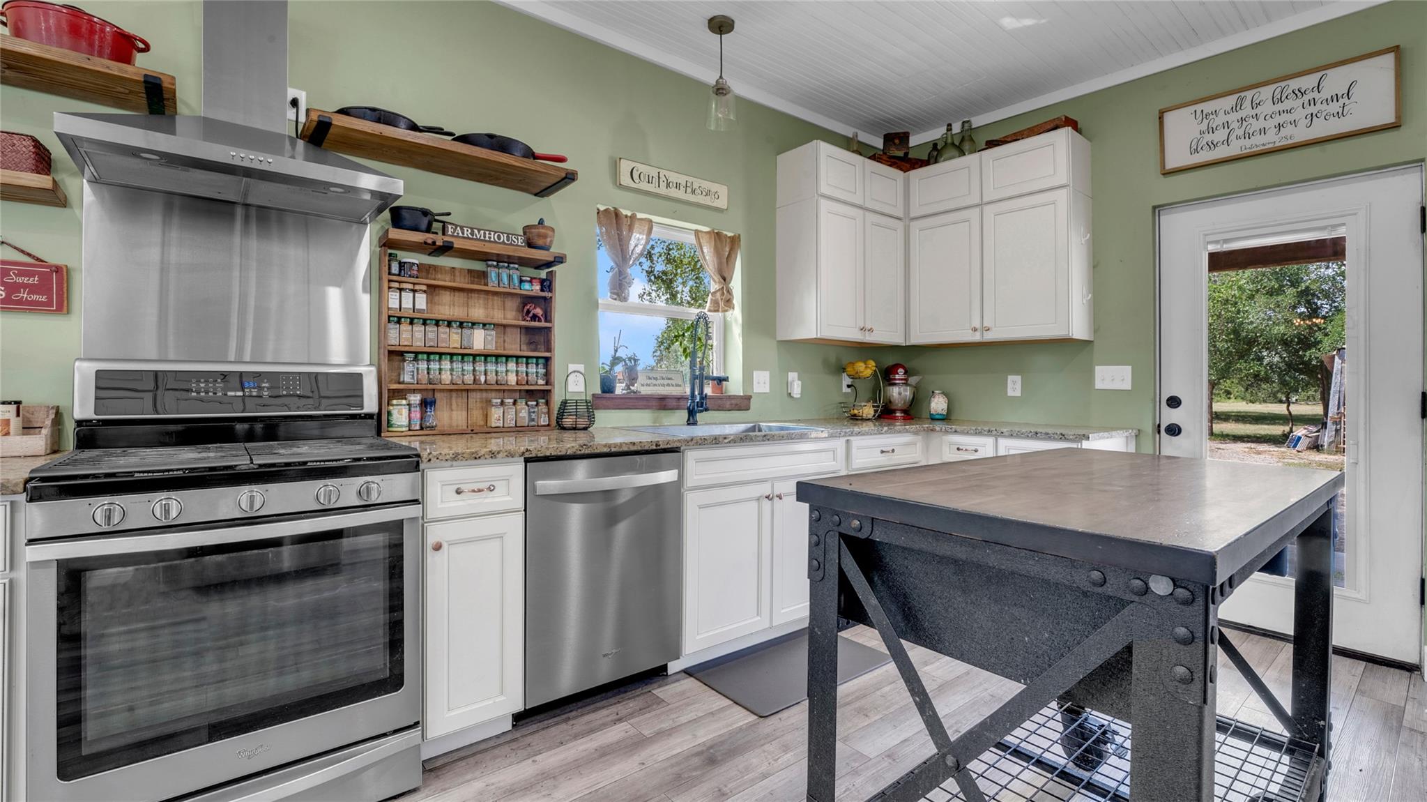 10927 County Road 272