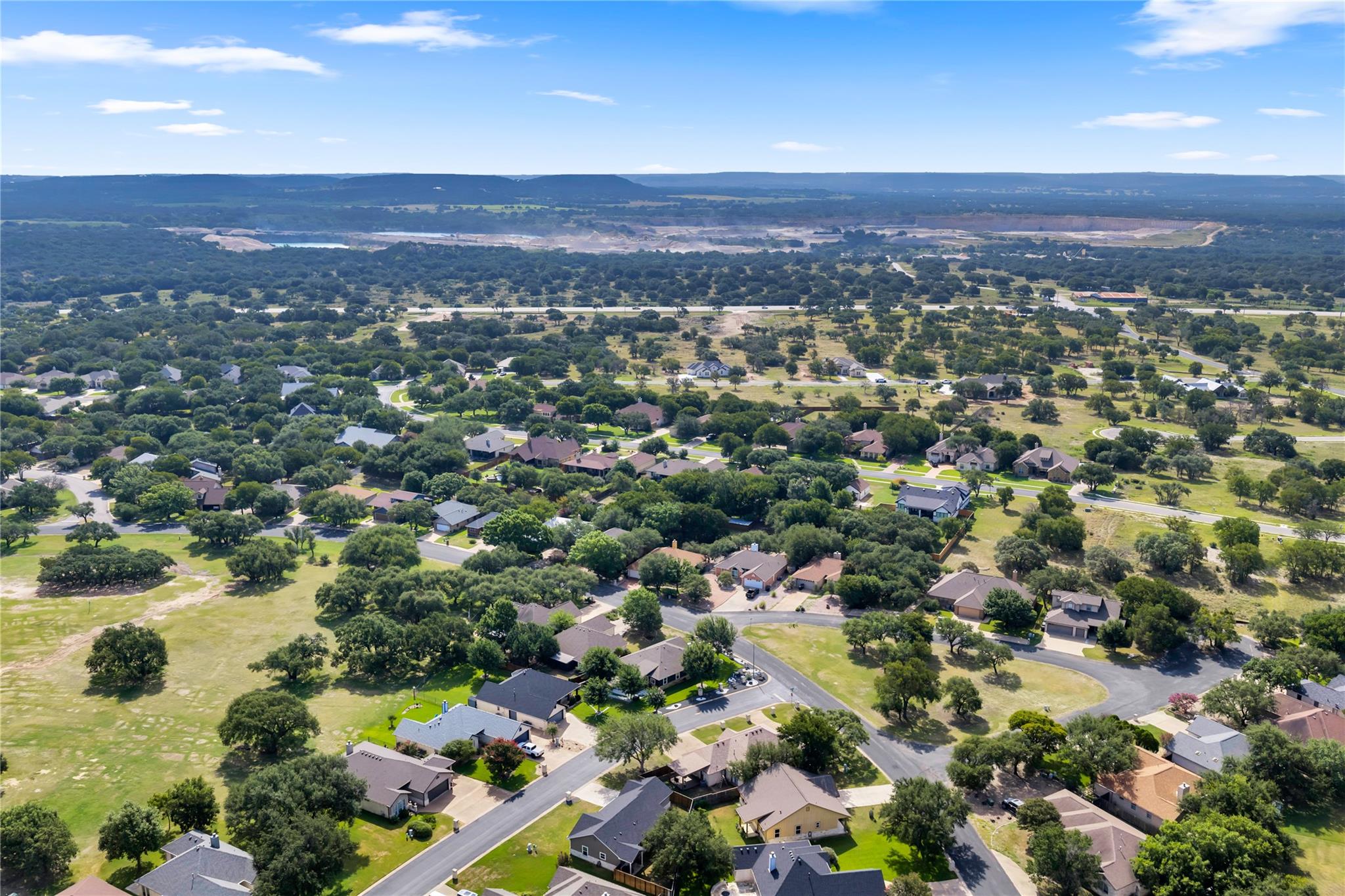 102 Fox CIR