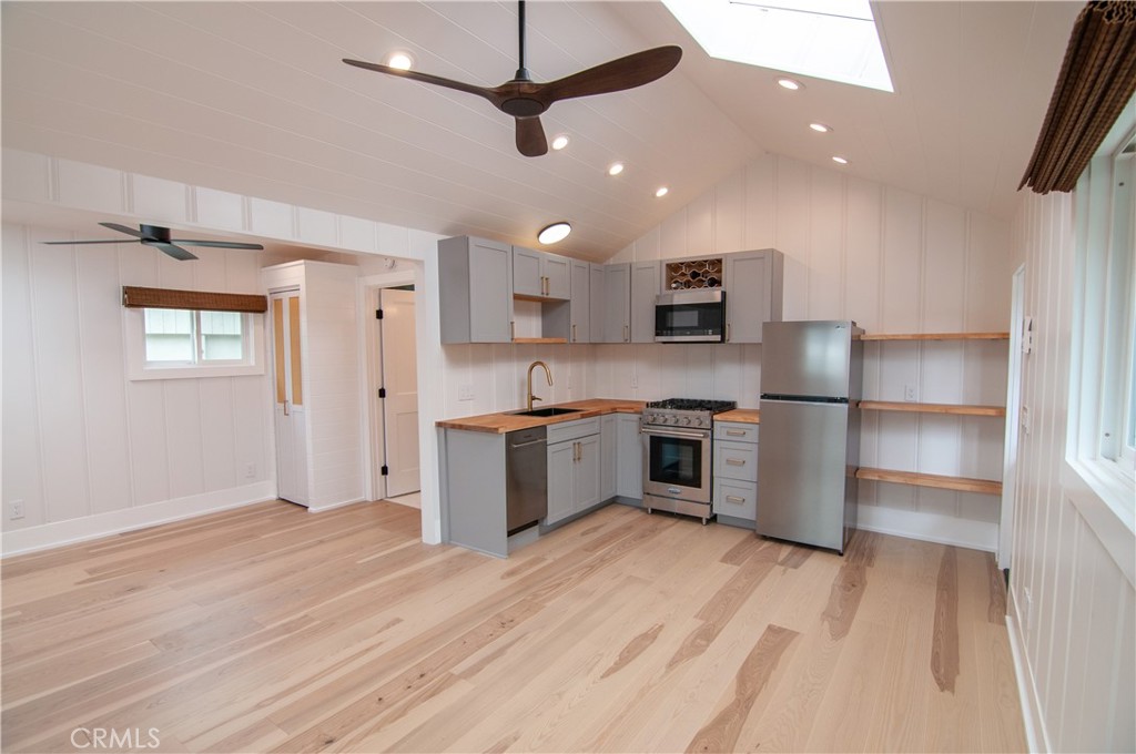 1259 Coast Highway A