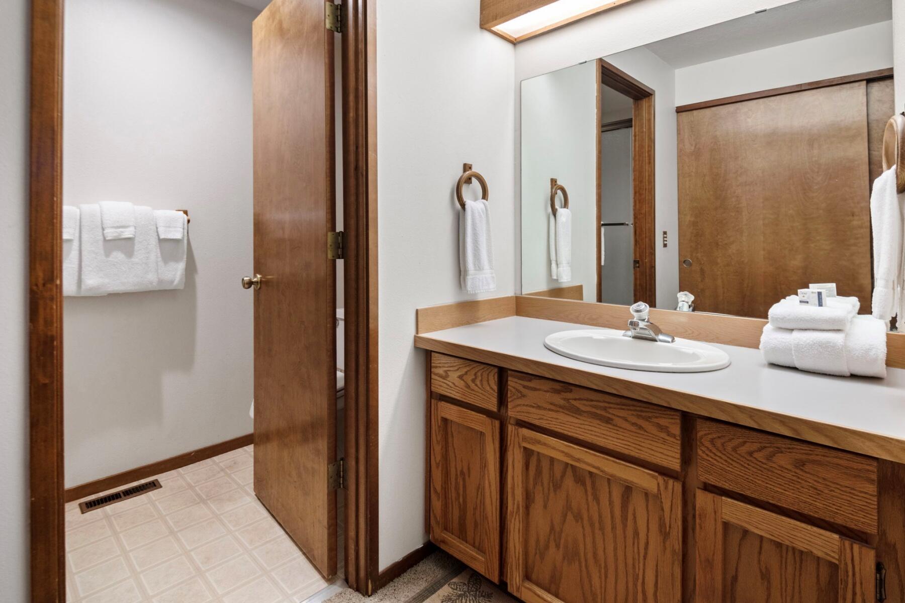 57335 Lake Aspen Lane, 4
