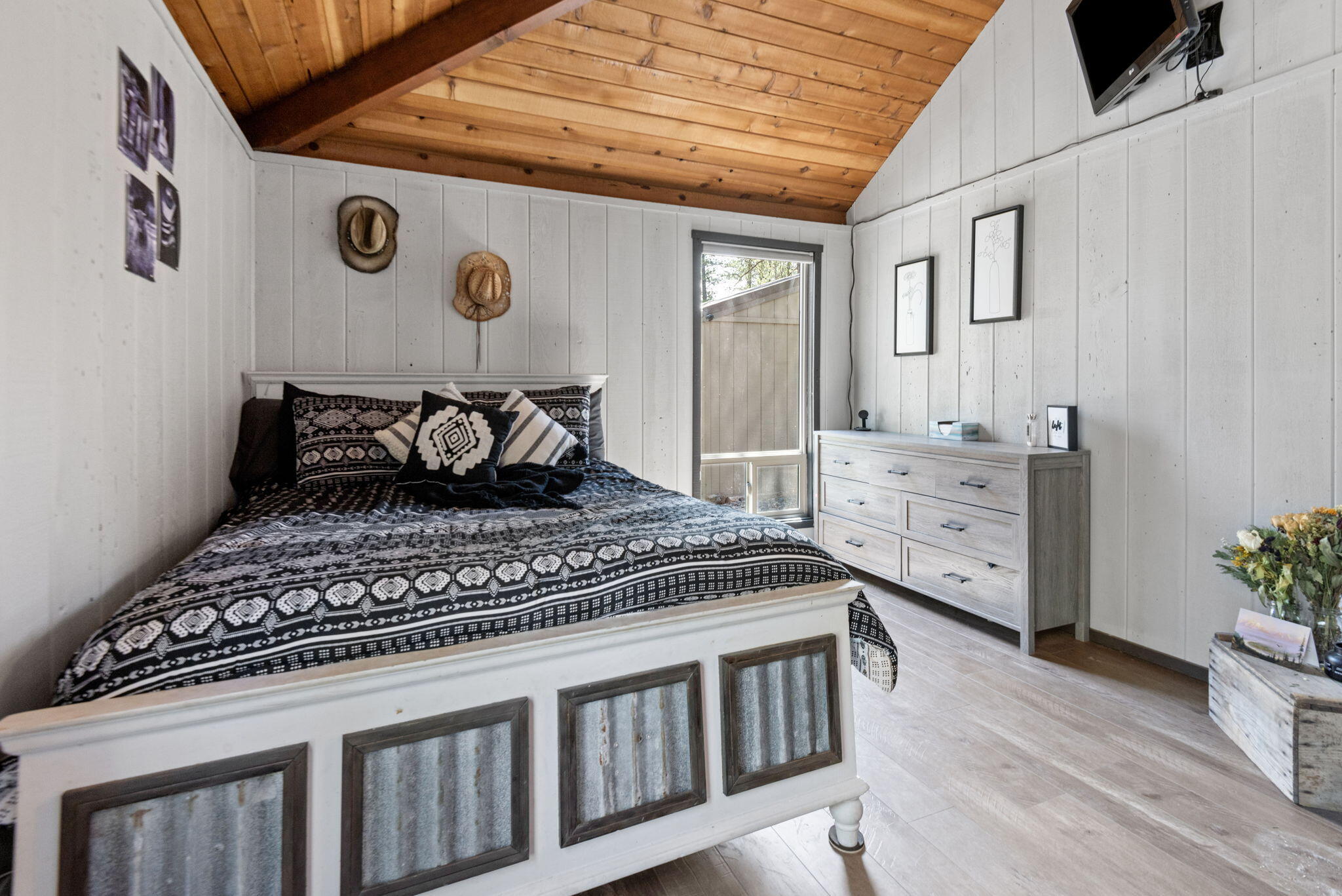 18039 Diamond Peak Lane, 5