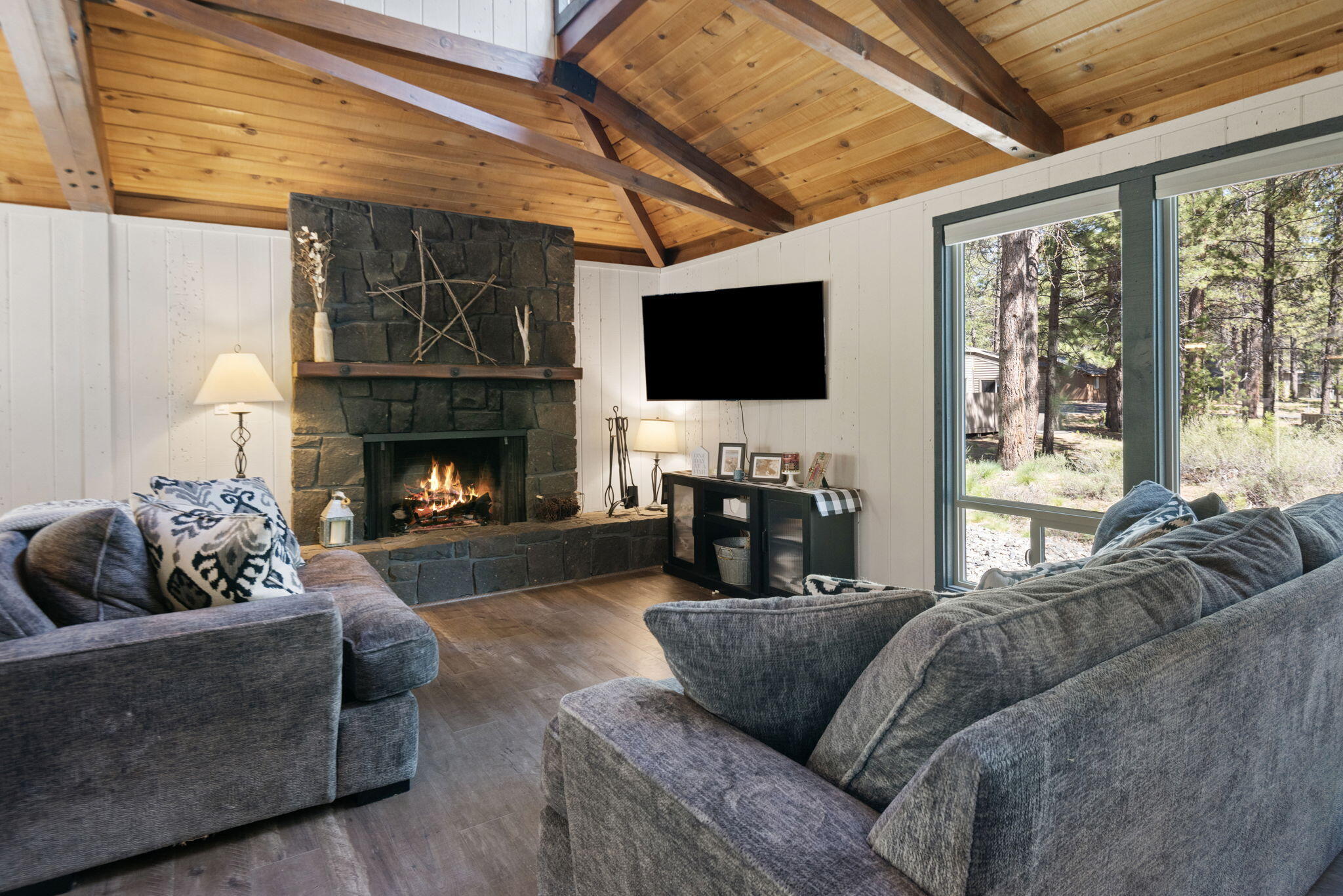 18039 Diamond Peak Lane, 5
