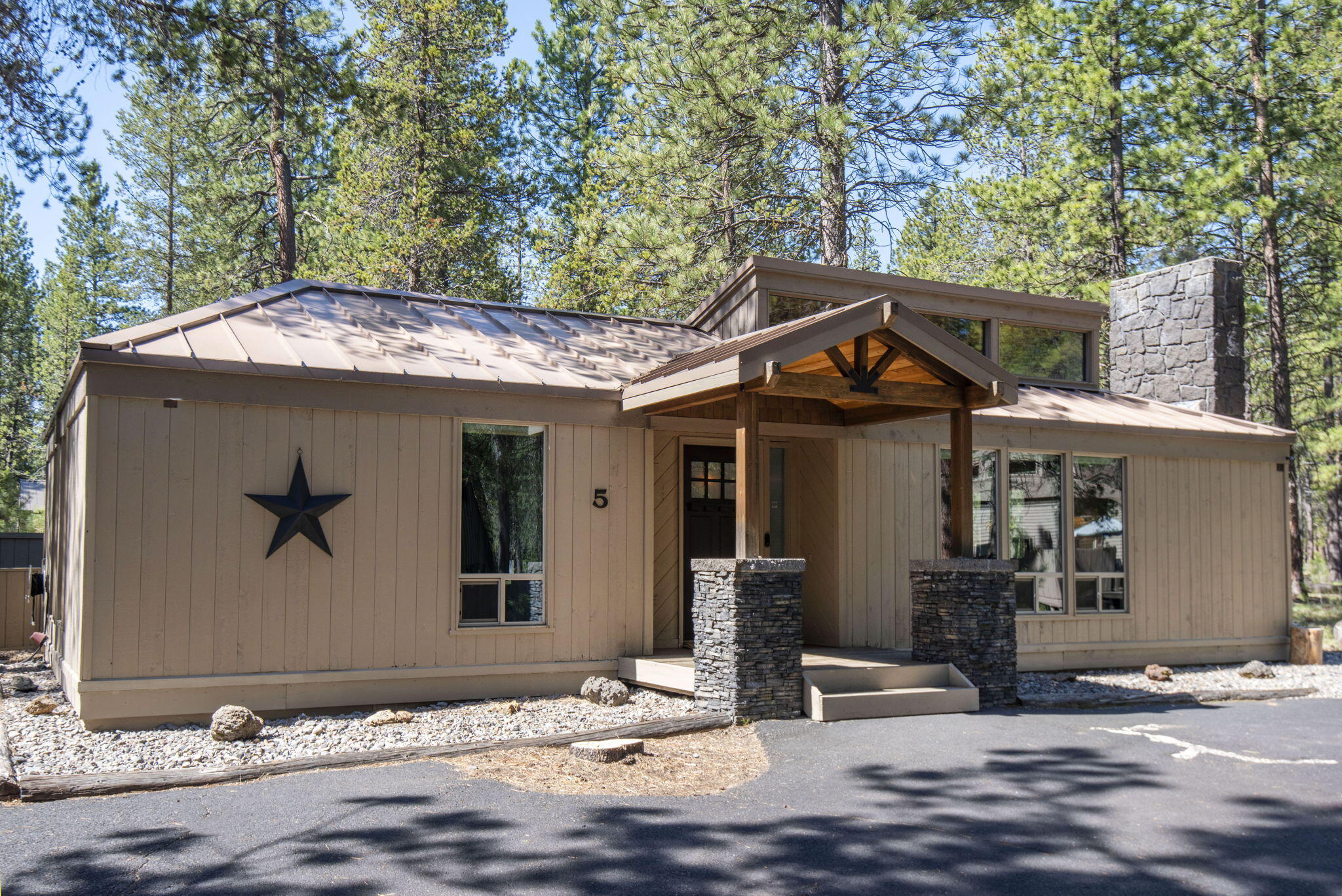 18039 Diamond Peak Lane, 5