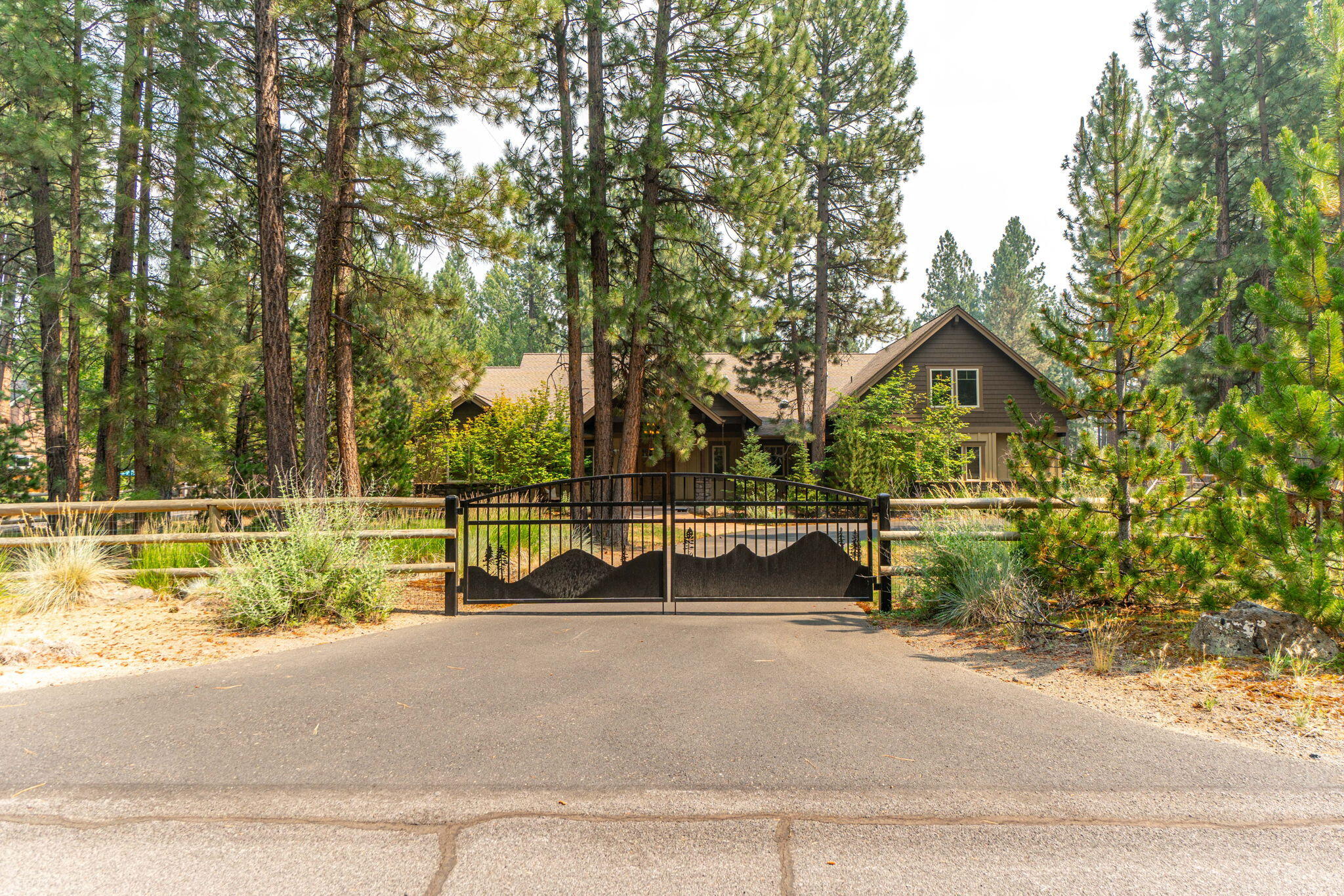 55000 Forest Lane