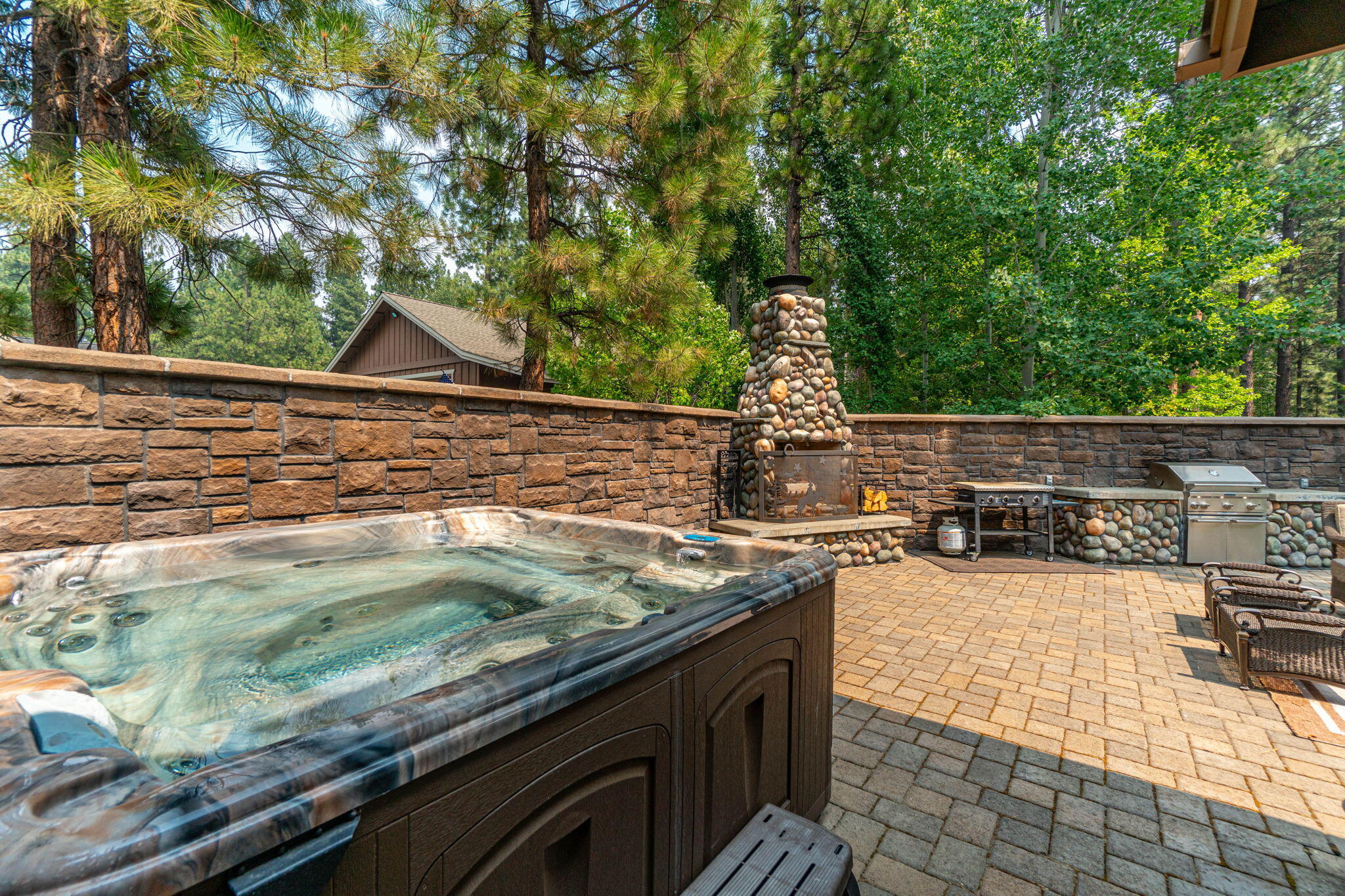 55000 Forest Lane