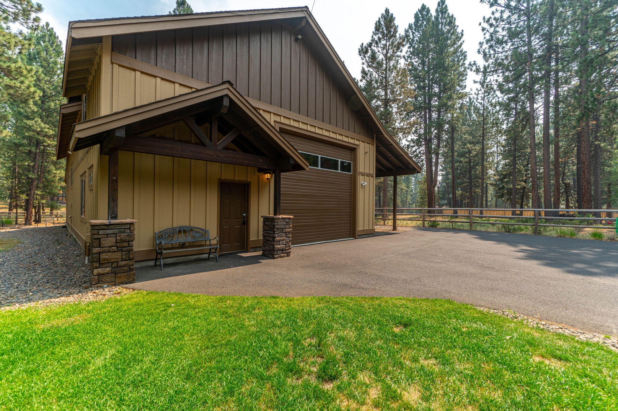 55000 Forest Lane