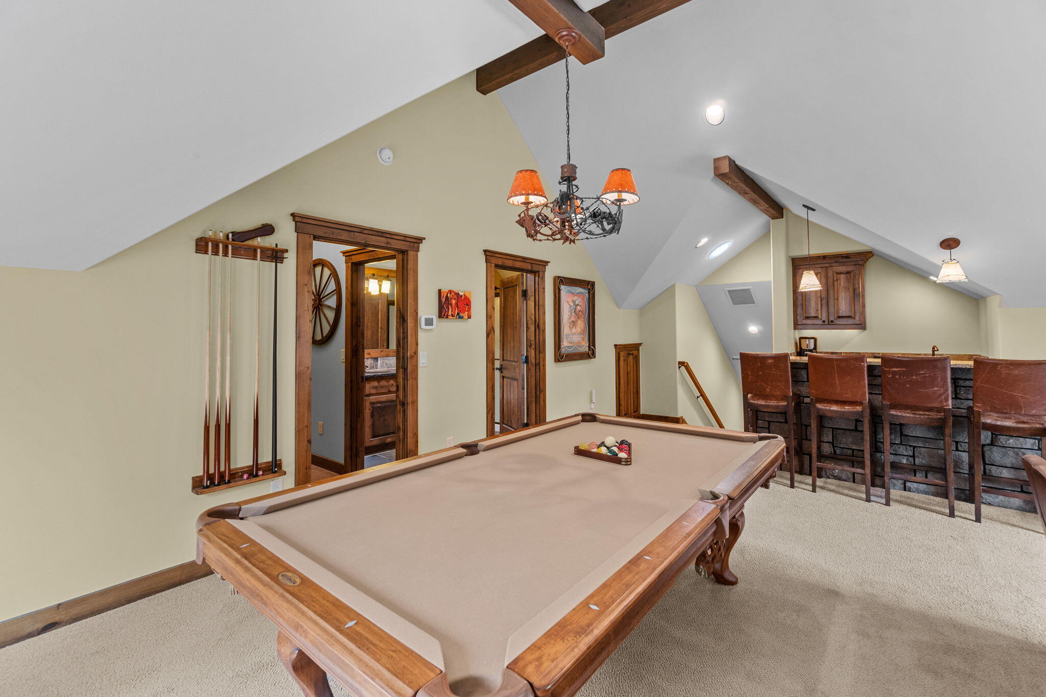 55000 Forest Lane