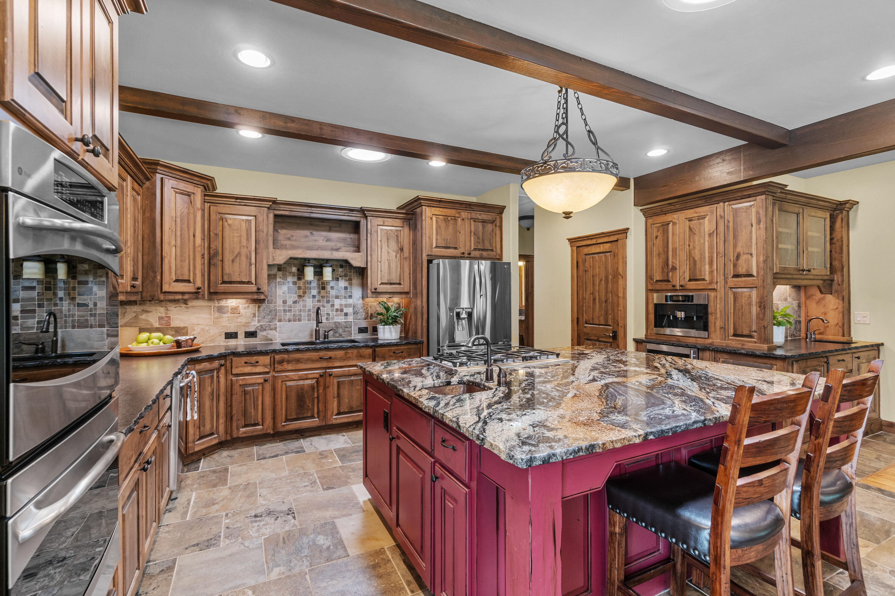 55000 Forest Lane