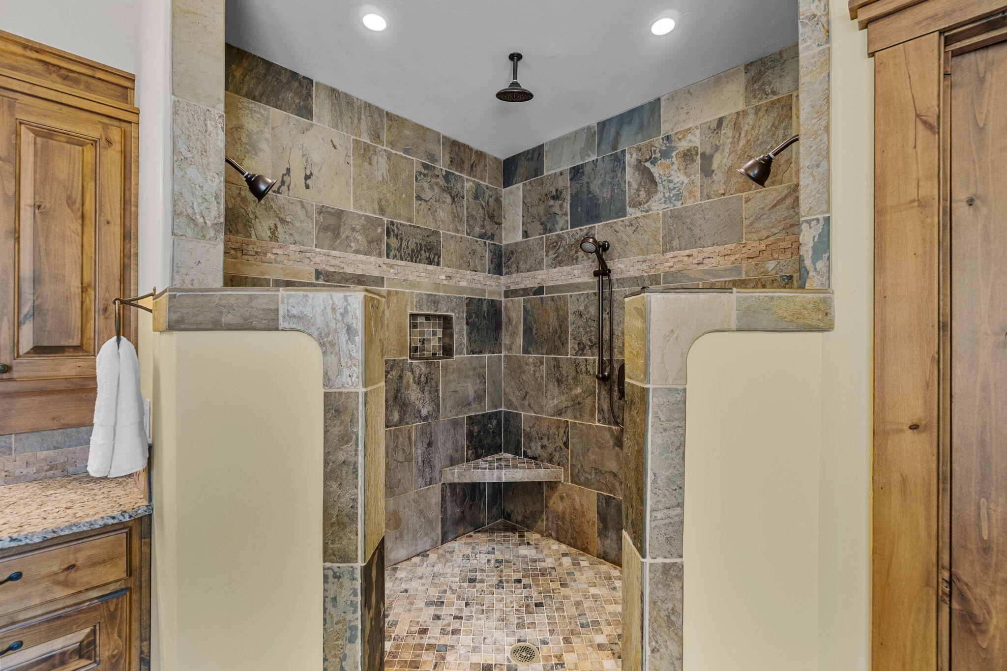 55000 Forest Lane