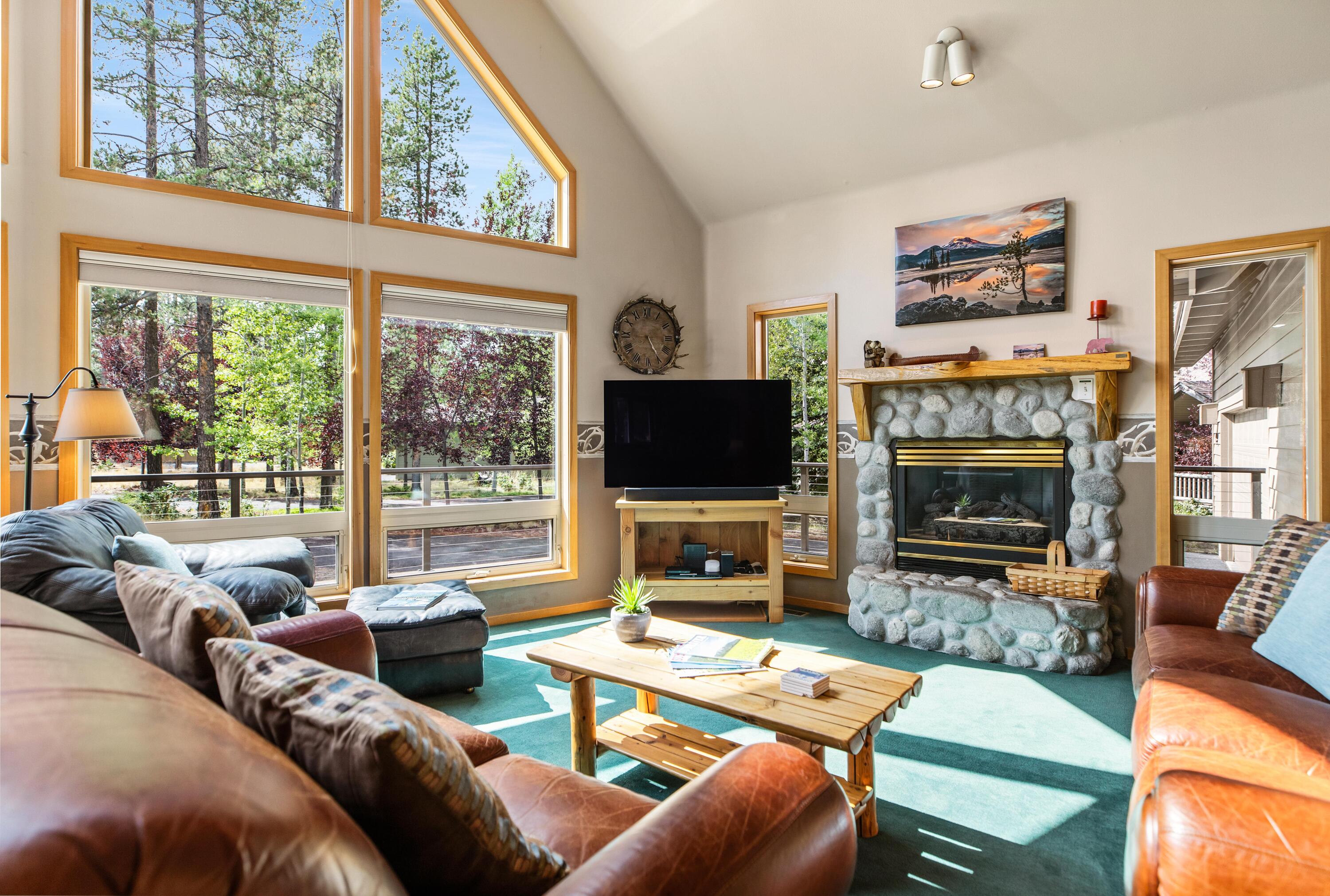 57784 Umpqua Lane, 4