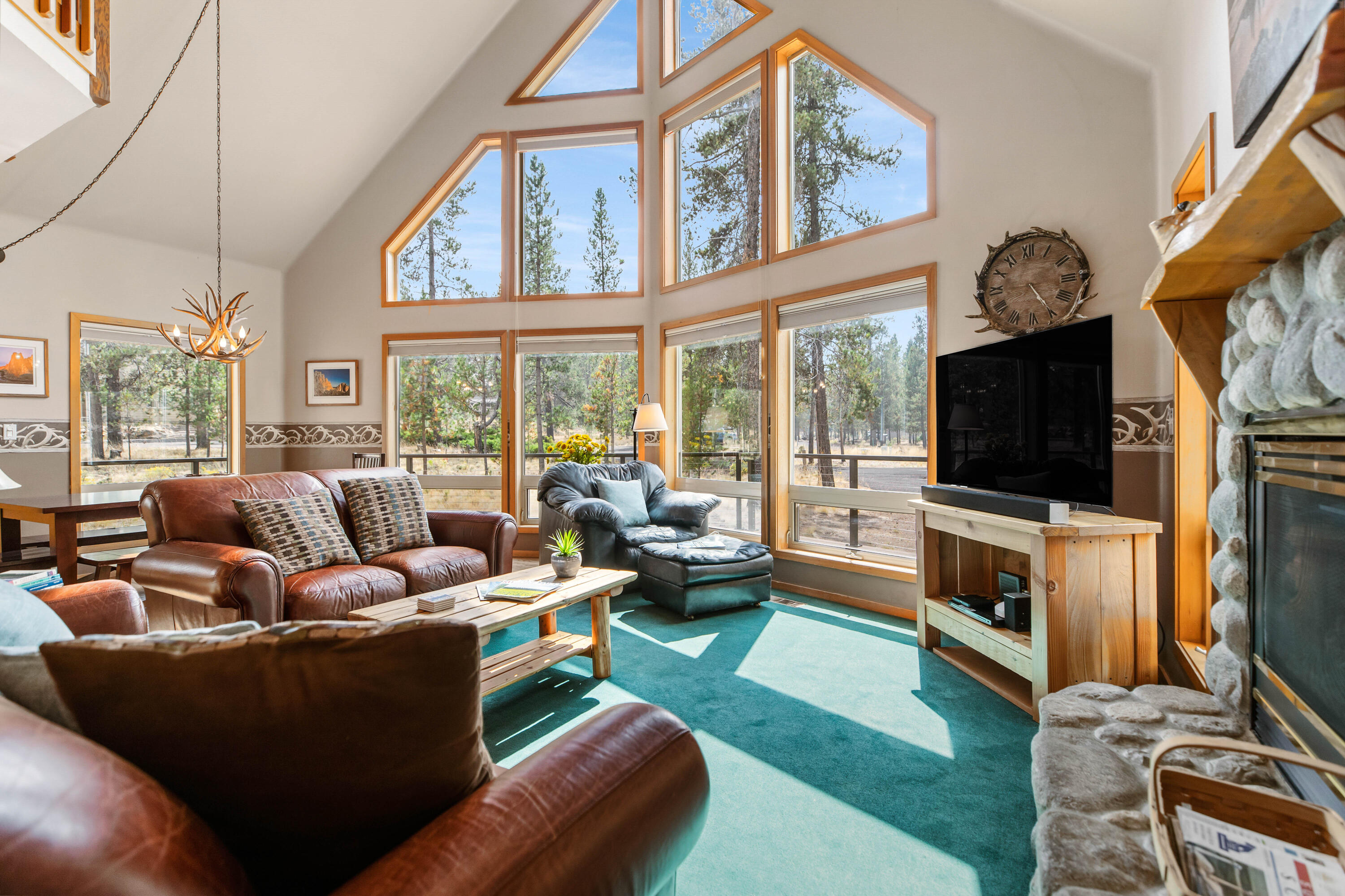 57784 Umpqua Lane, 4