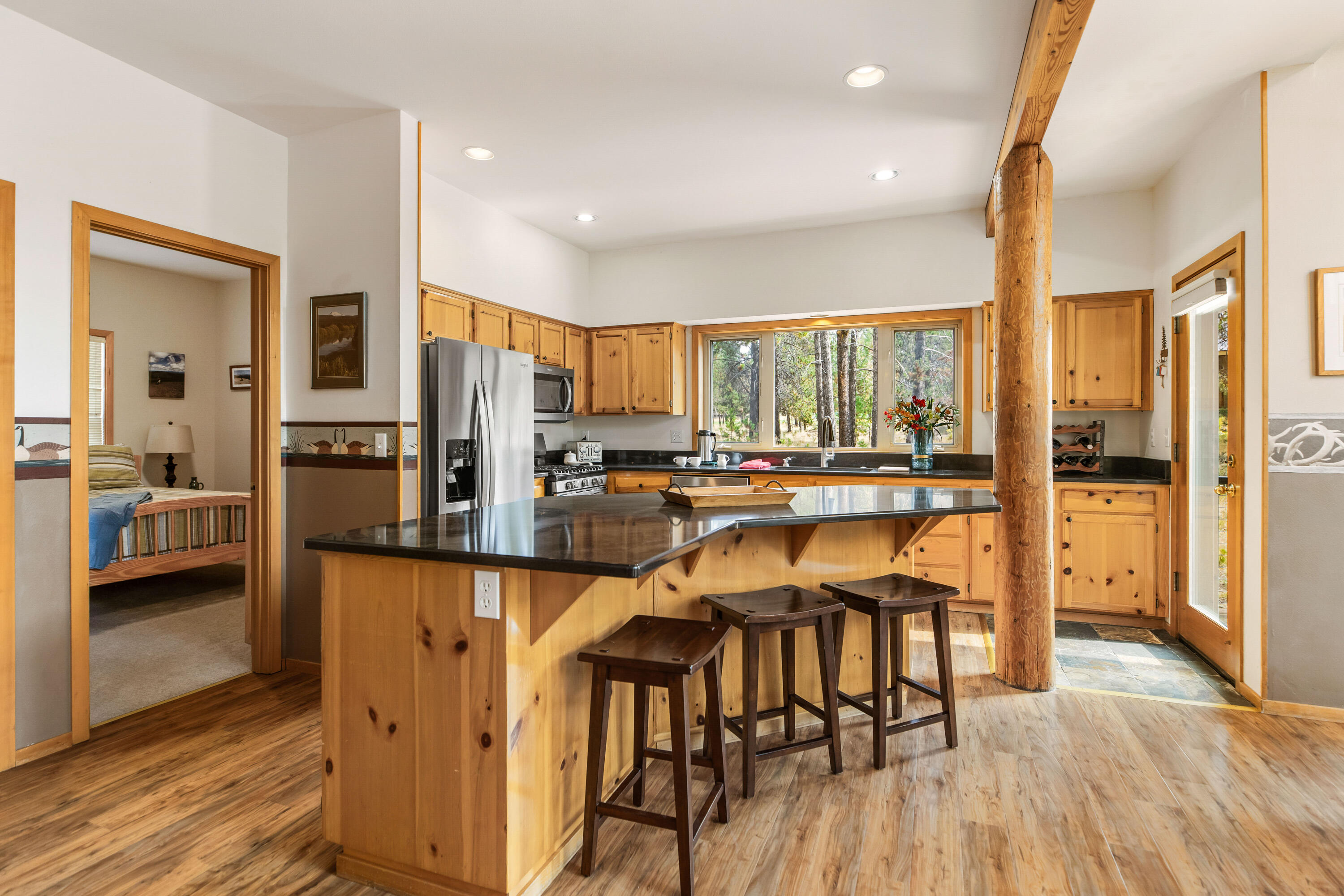 57784 Umpqua Lane, 4