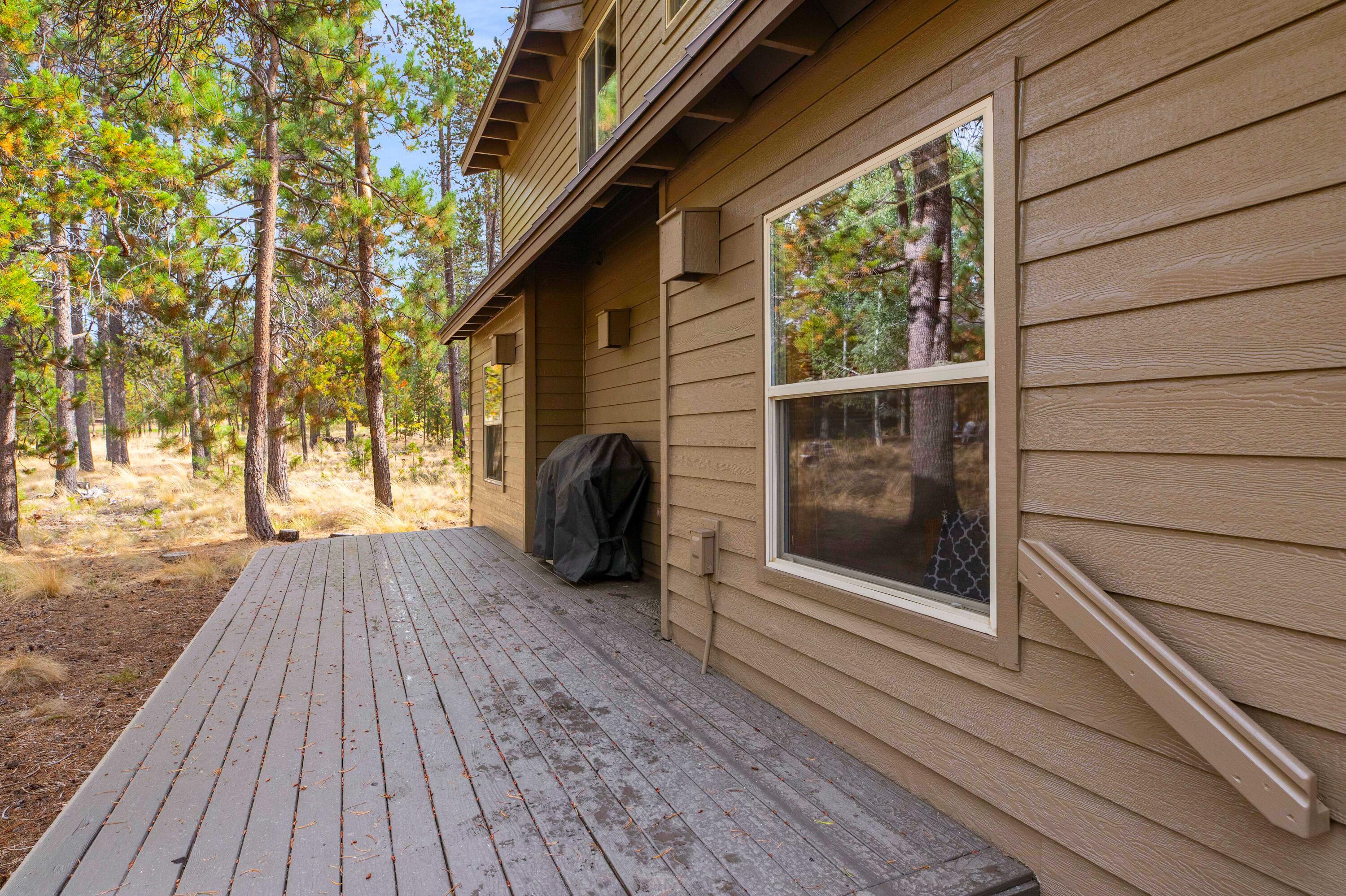 57784 Umpqua Lane, 4