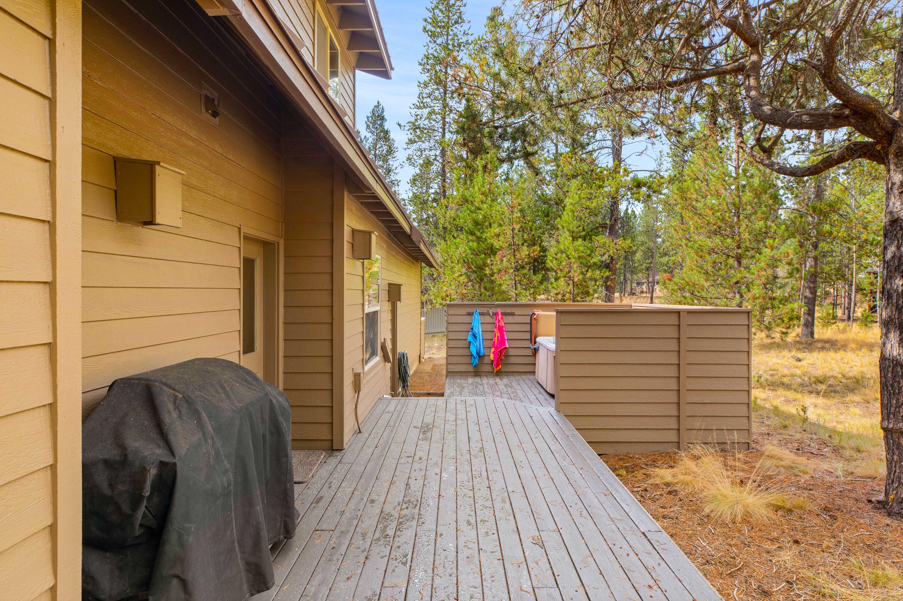 57784 Umpqua Lane, 4