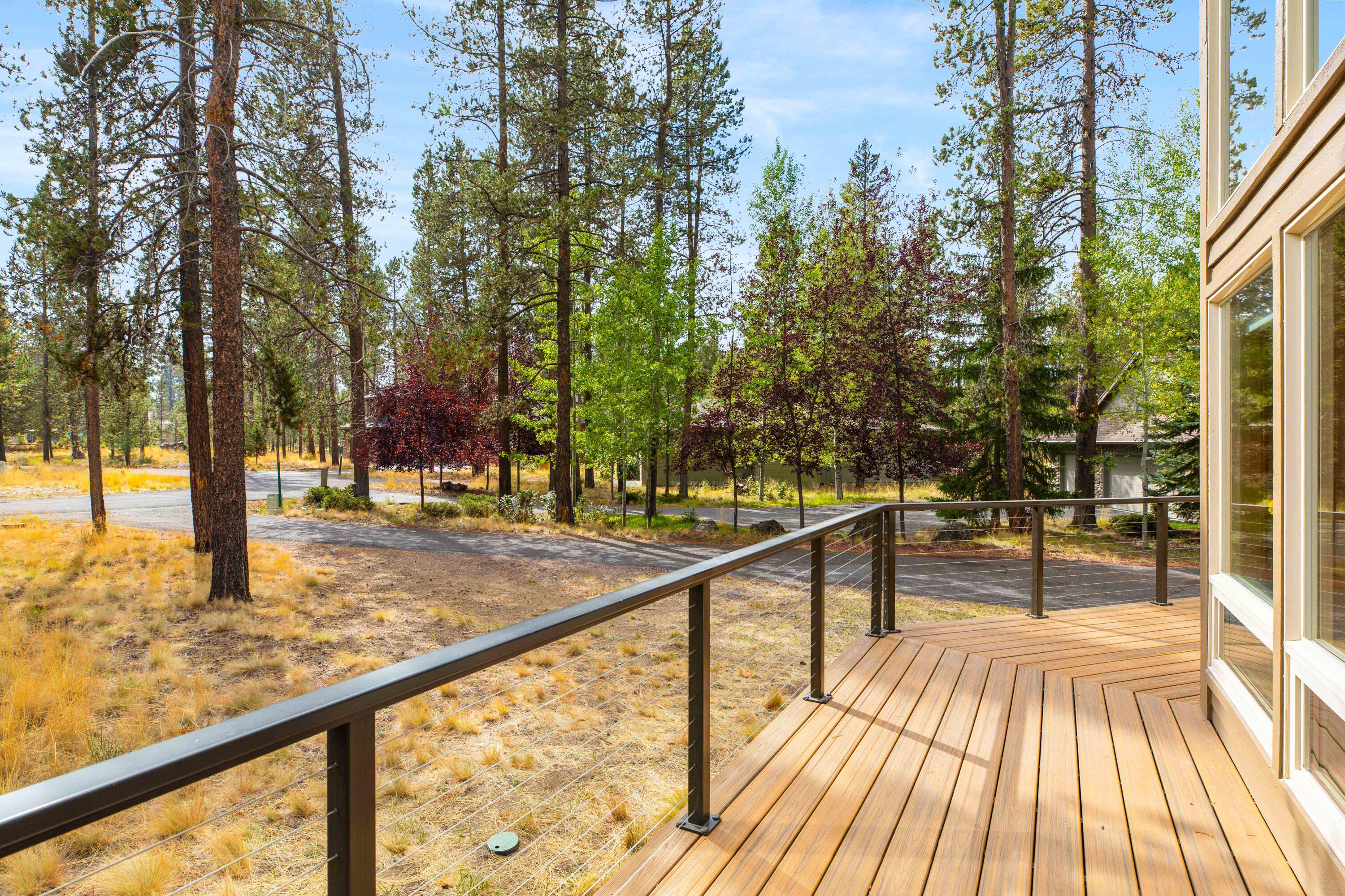 57784 Umpqua Lane, 4