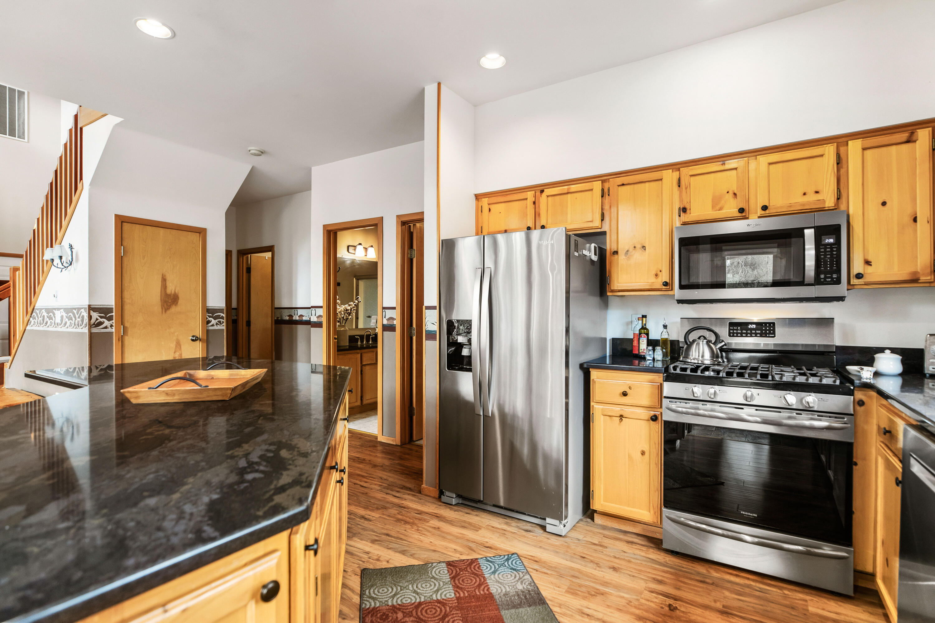 57784 Umpqua Lane, 4