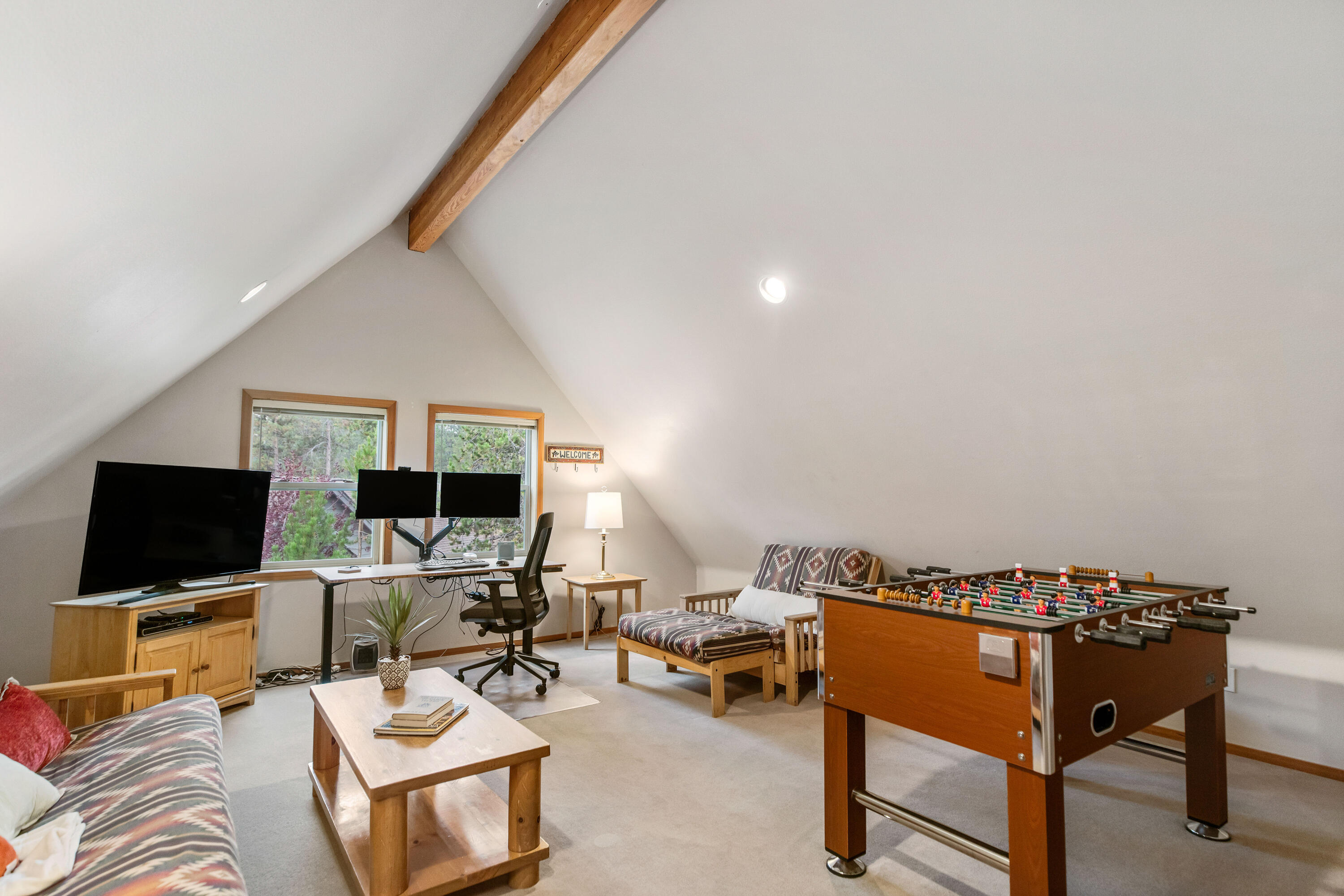 57784 Umpqua Lane, 4