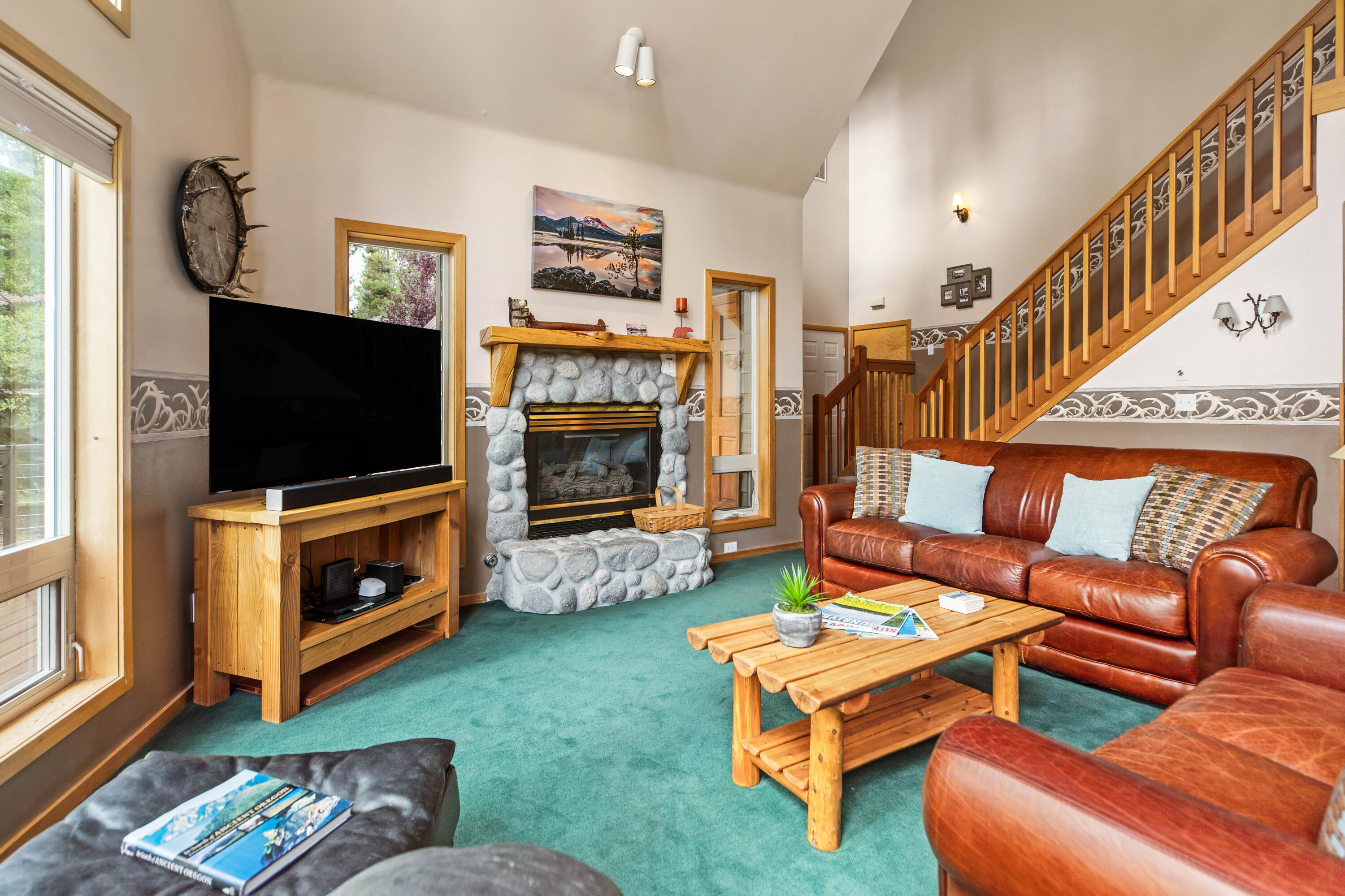 57784 Umpqua Lane, 4