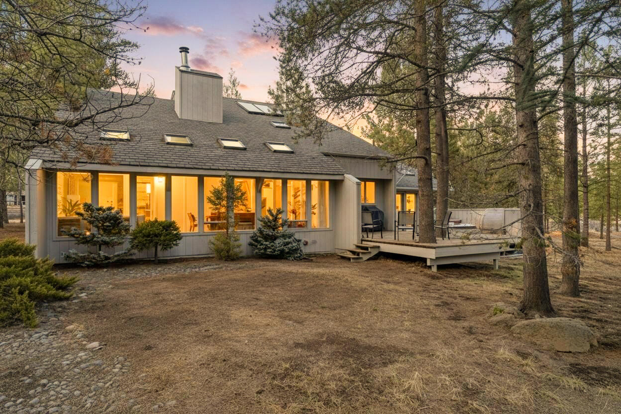 18025 Camas Lane, 18