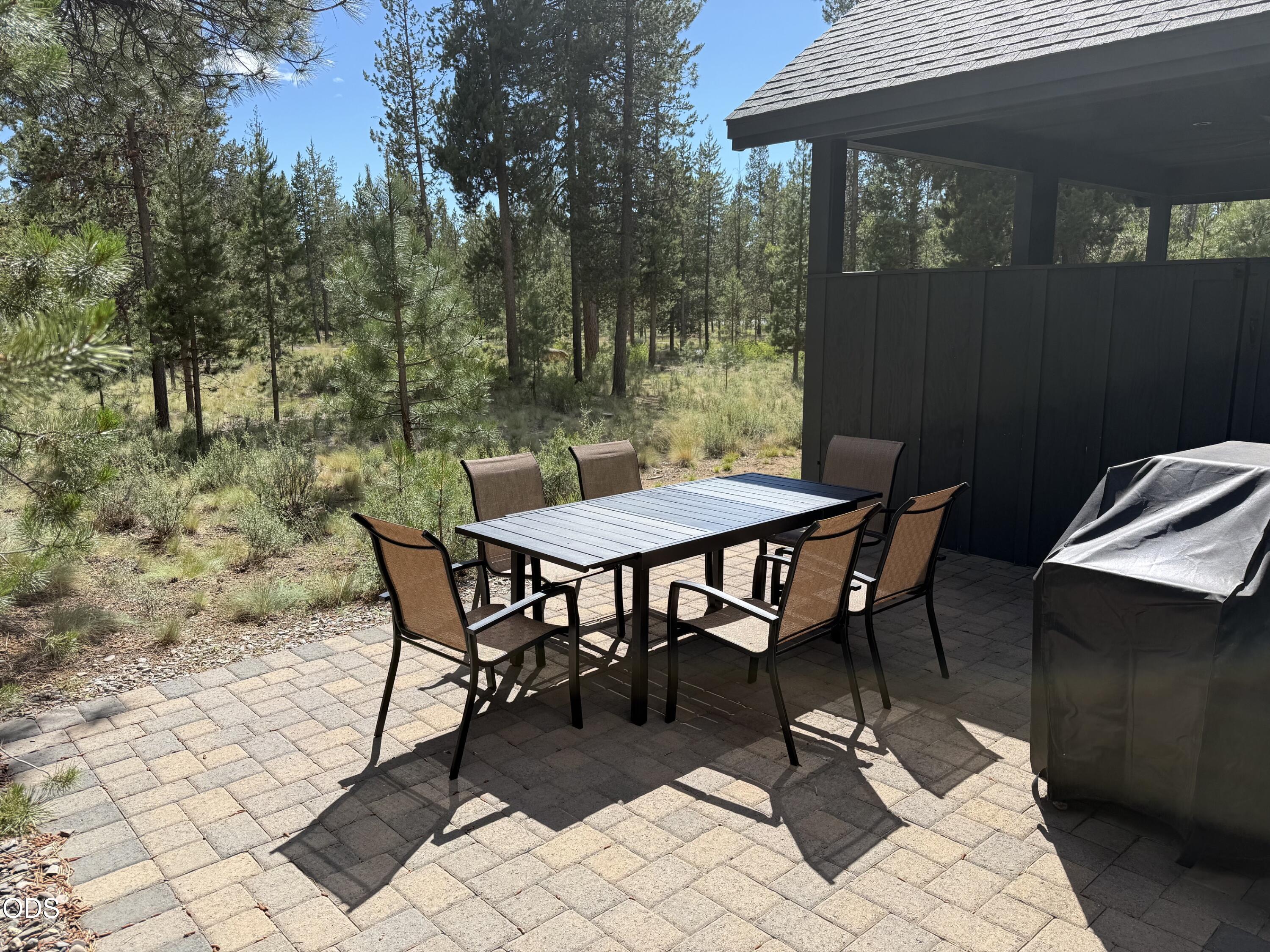 57752 Lassen Lane, 9