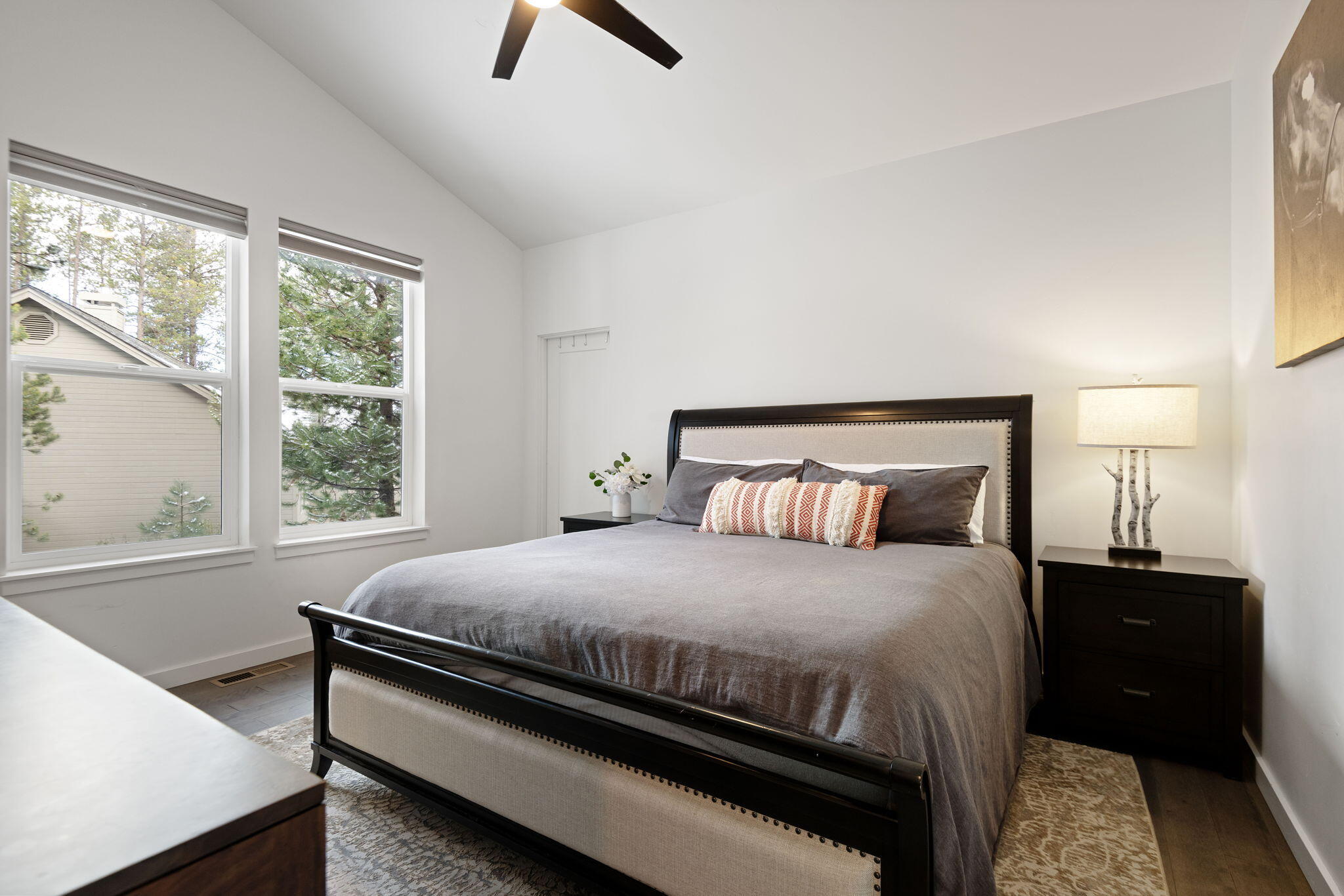 57752 Lassen Lane, 9