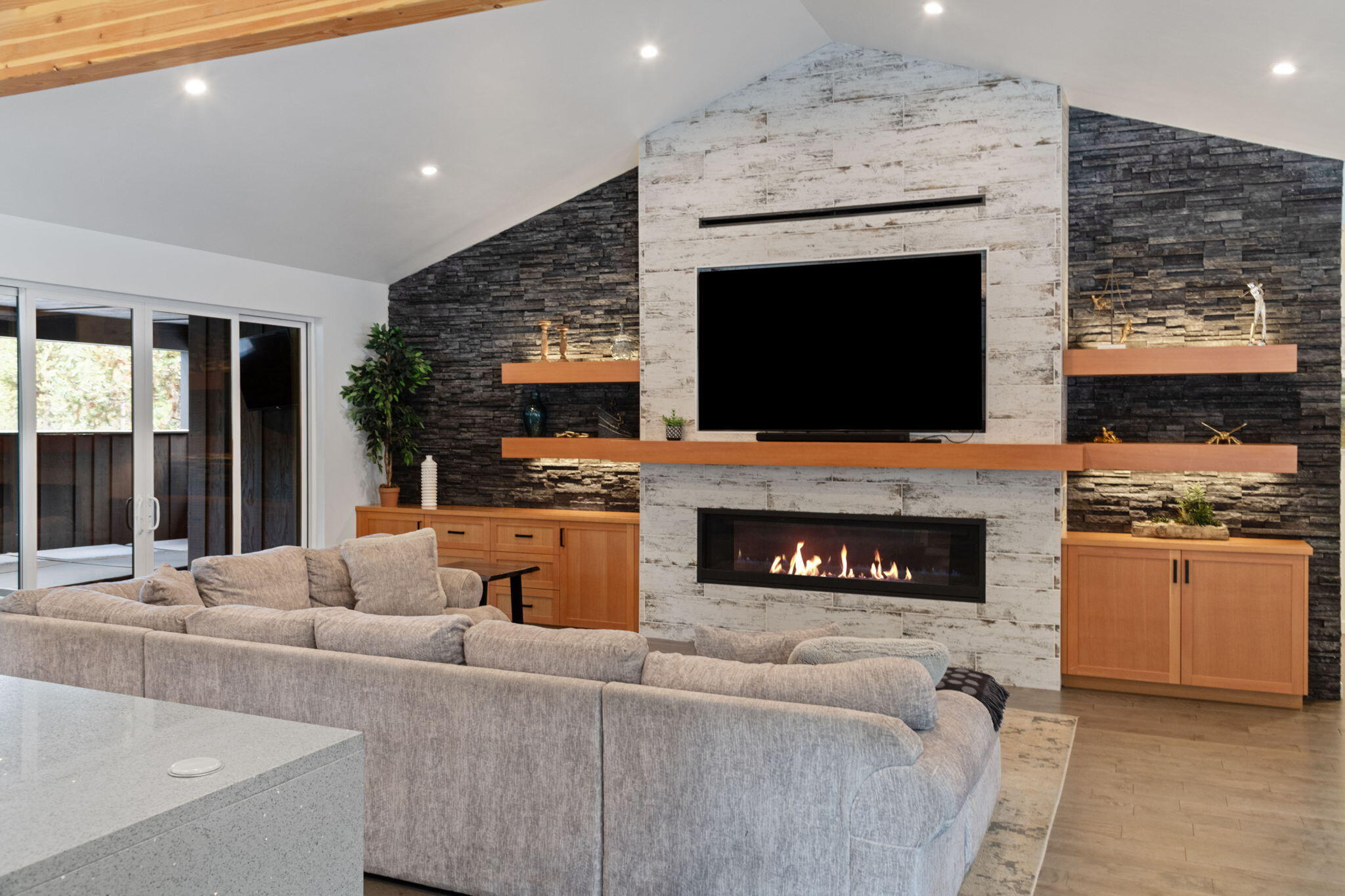 57752 Lassen Lane, 9