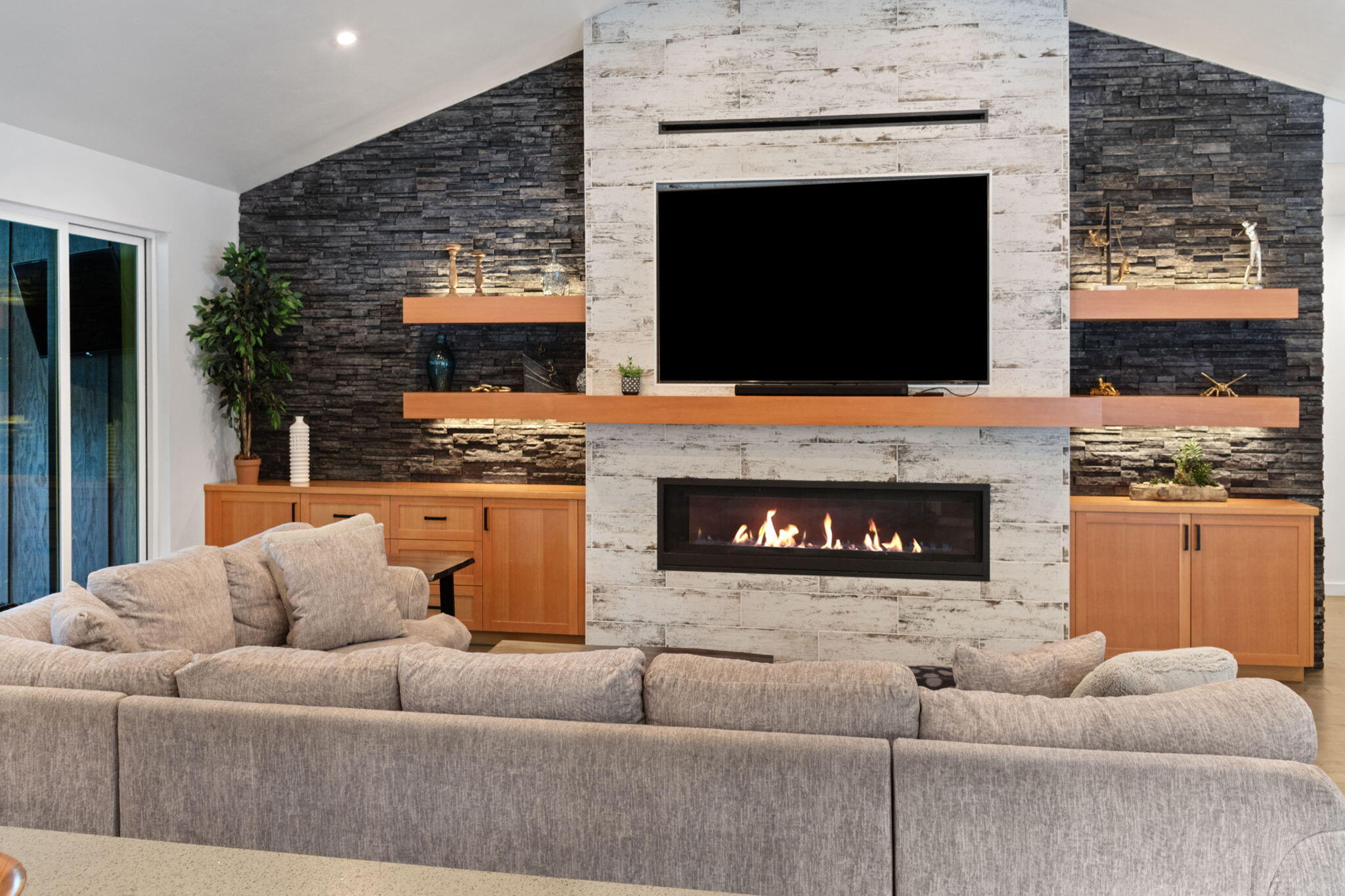 57752 Lassen Lane, 9