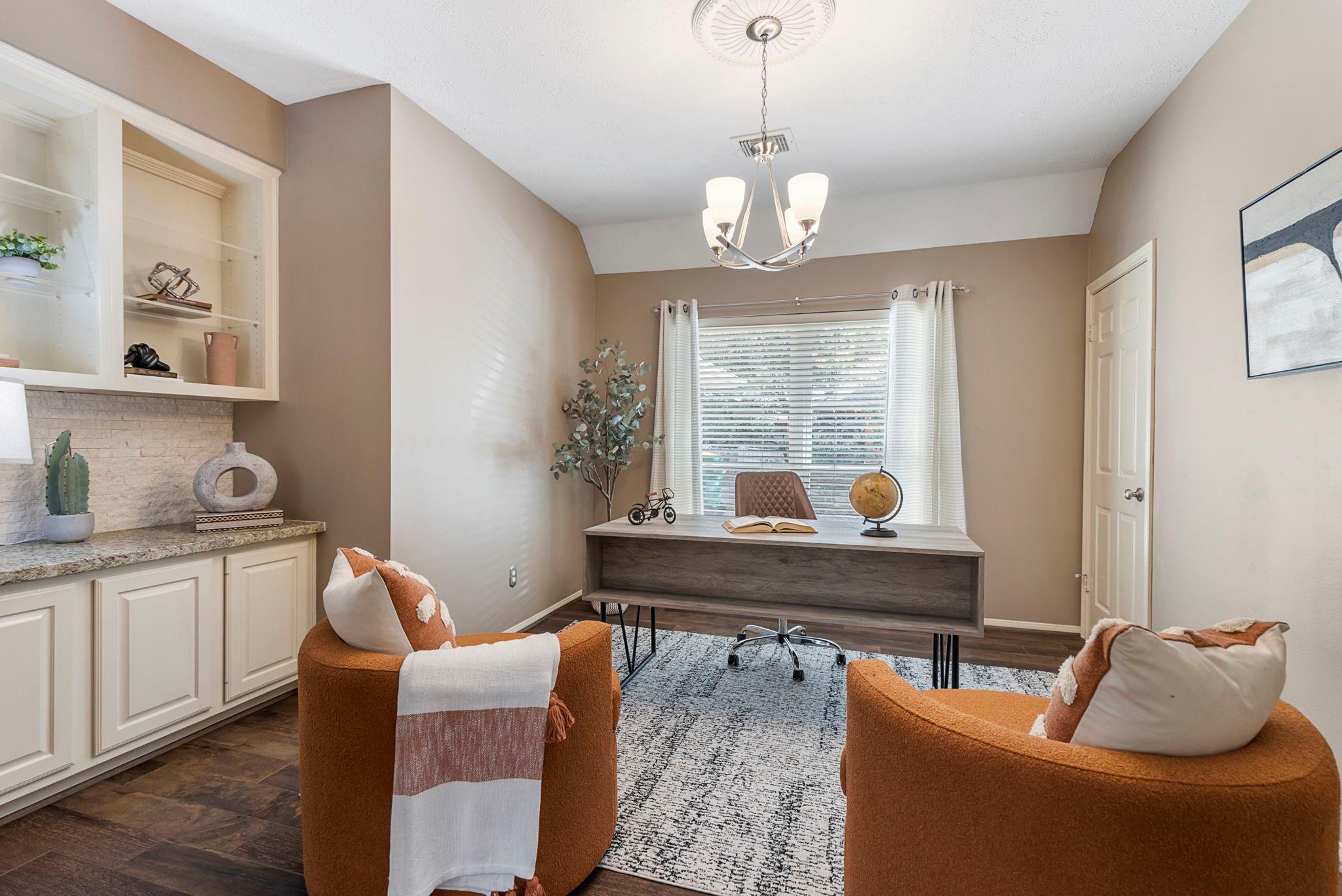 31 E Bonneymead Circle