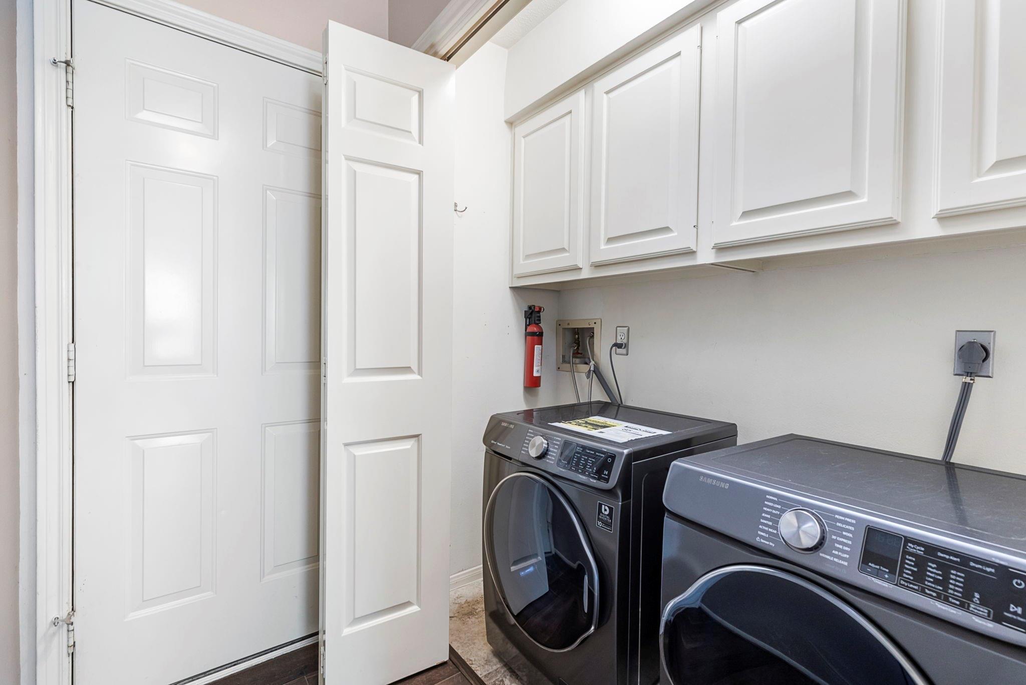31 E Bonneymead Circle