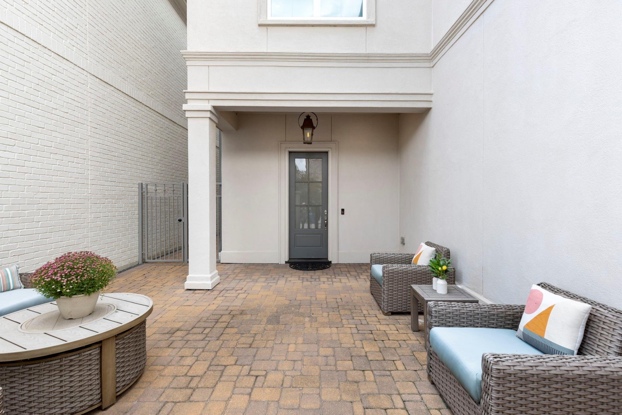 123 Hickory Street