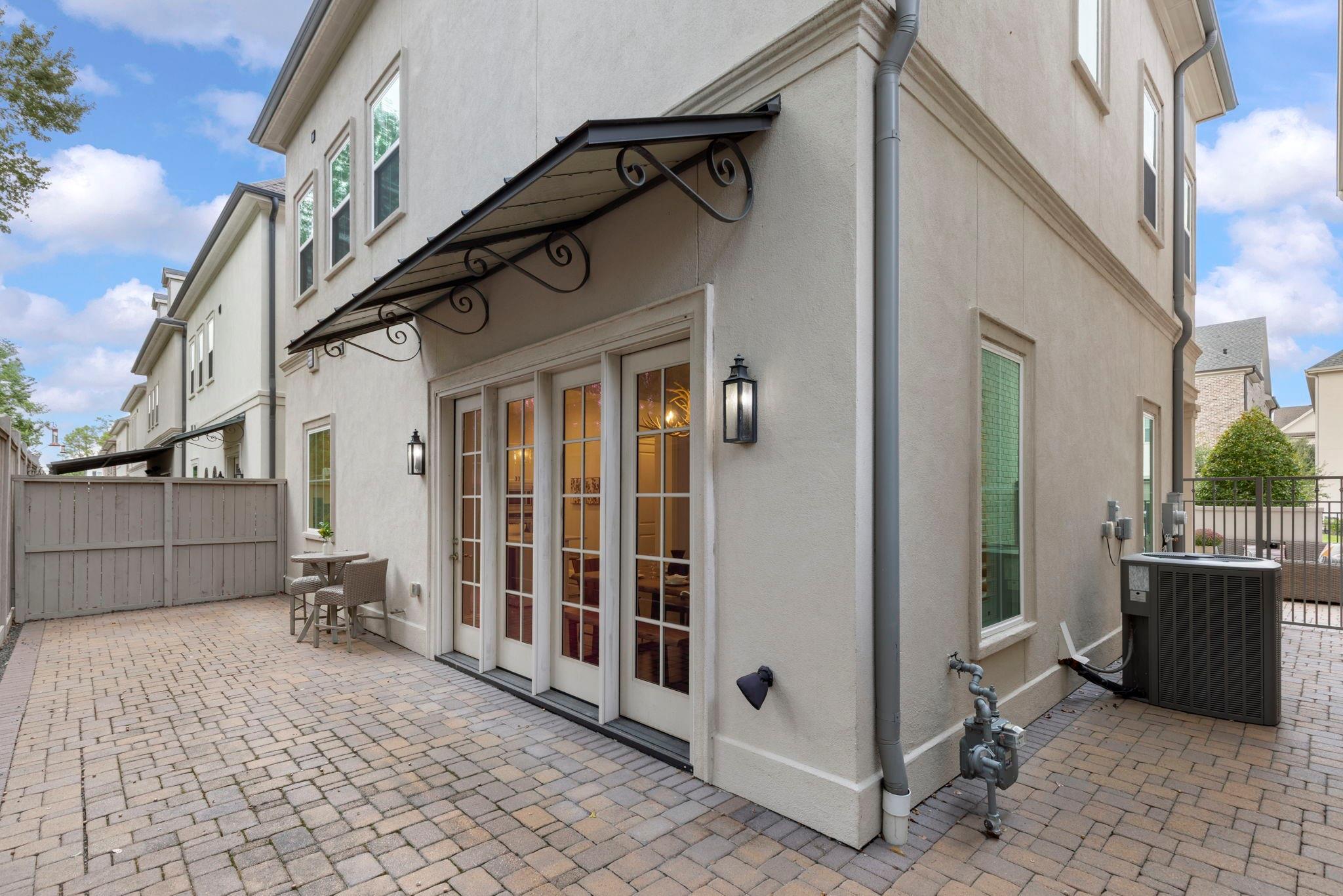 123 Hickory Street