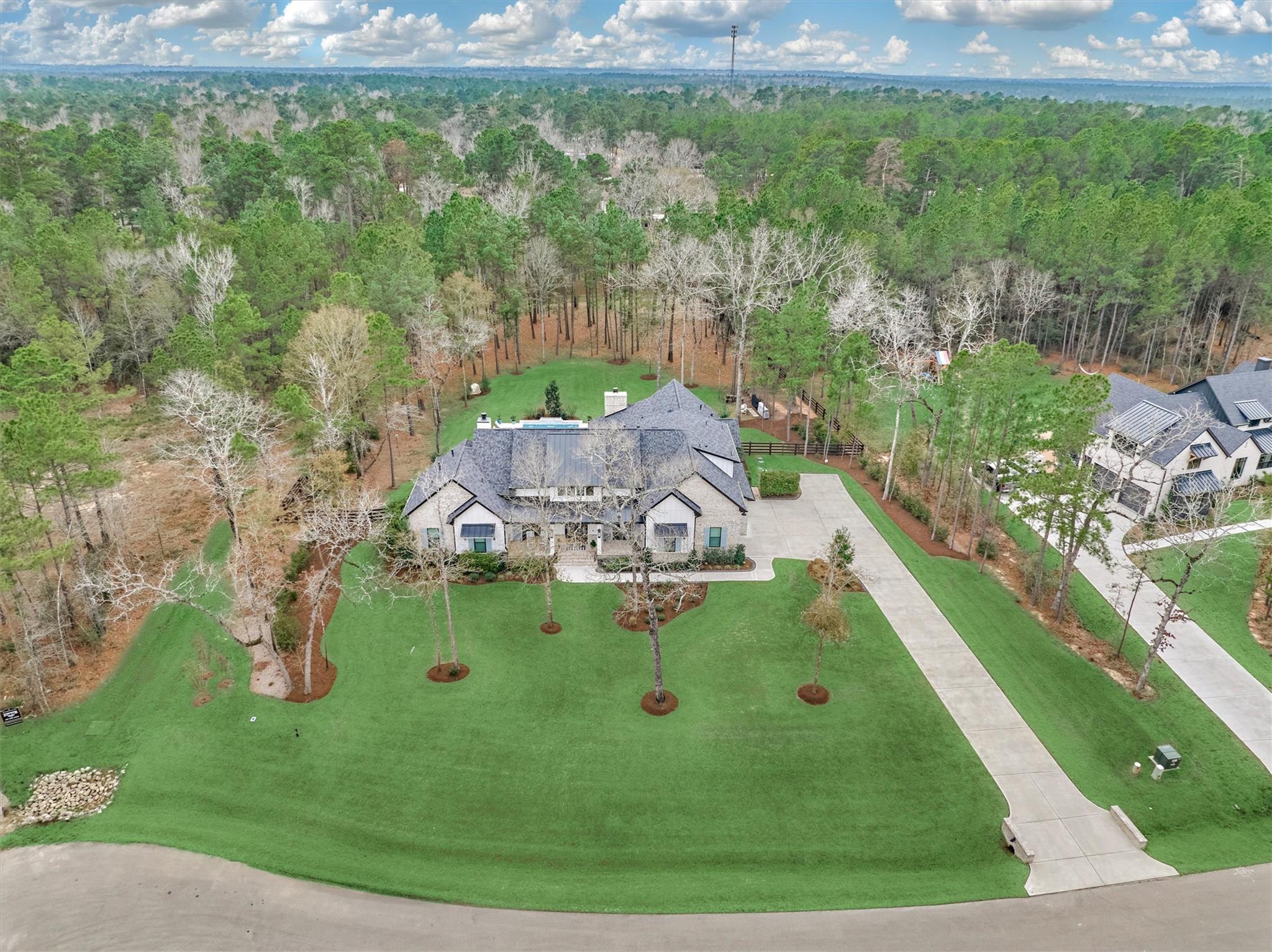 7709 Dog Wood Acres Drive